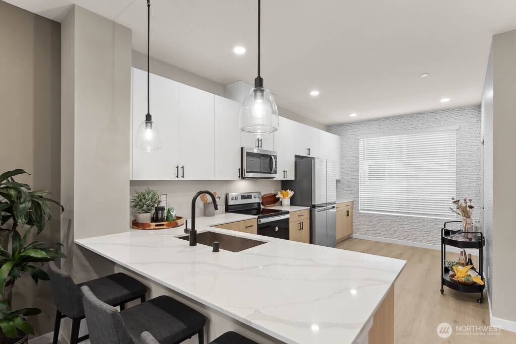 16111 36th Avenue D5 Property Photo 6