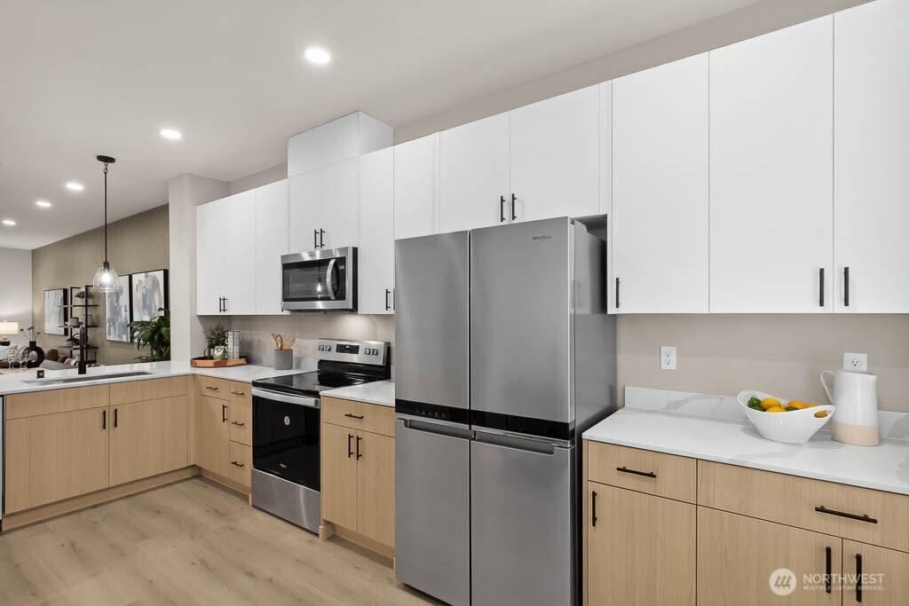 16111 36th Avenue D5 Property Photo 9