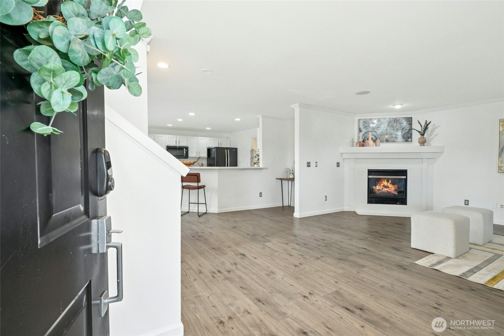 3903 154th Place Property Photo 5