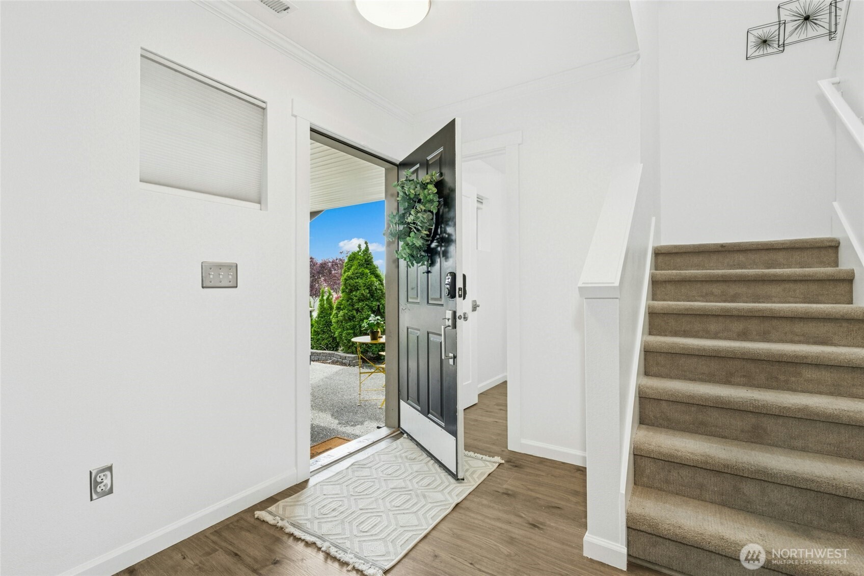 3903 154th Place Property Photo 6