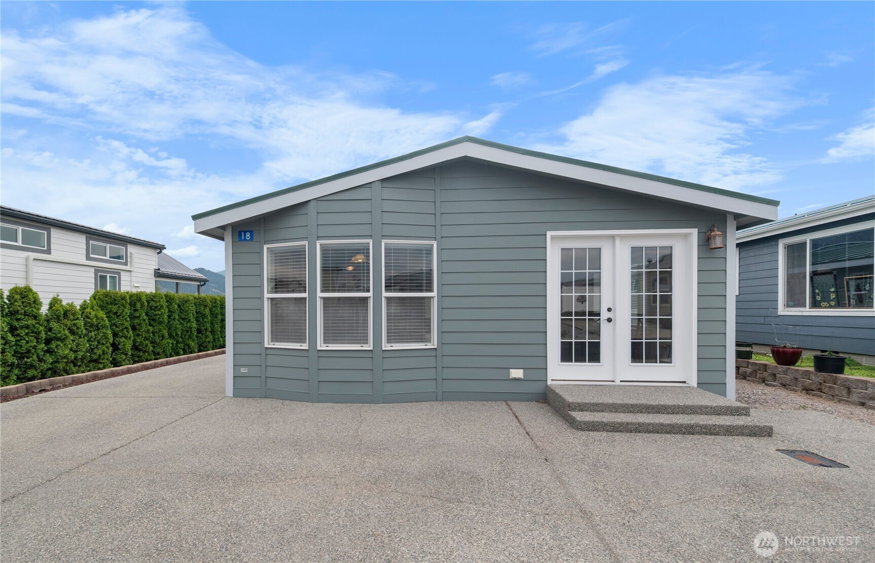 1000 State Route 150 18 Property Photo 1