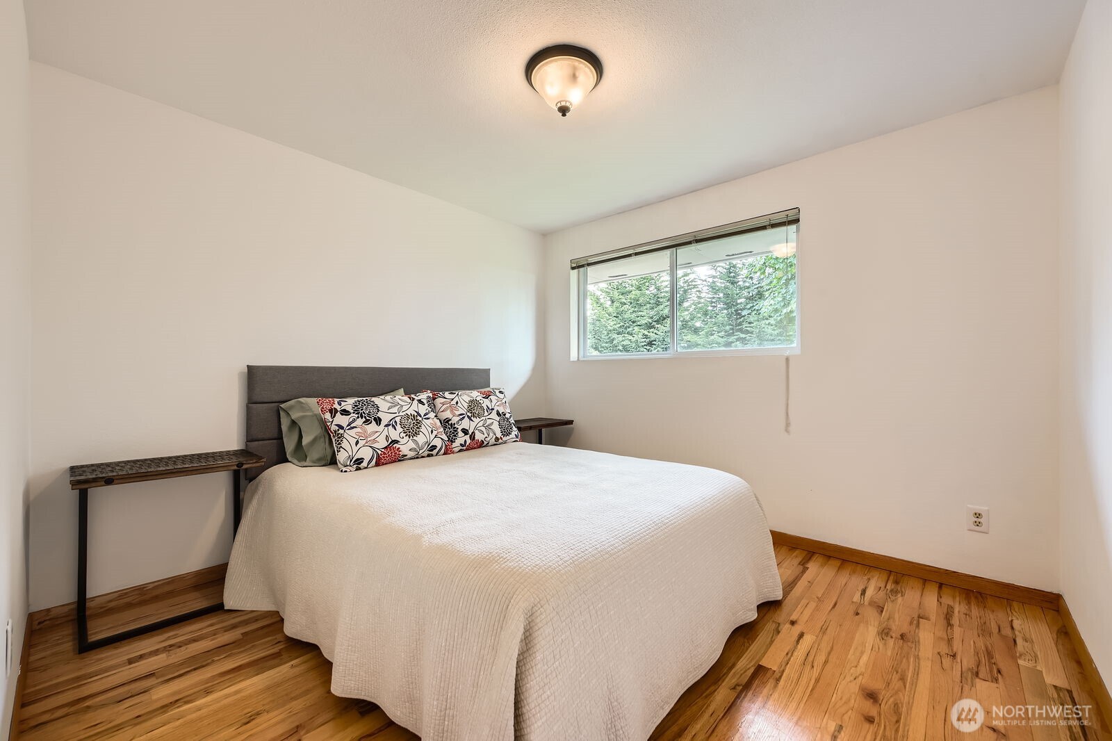 1717 Lincoln Court Property Photo 15