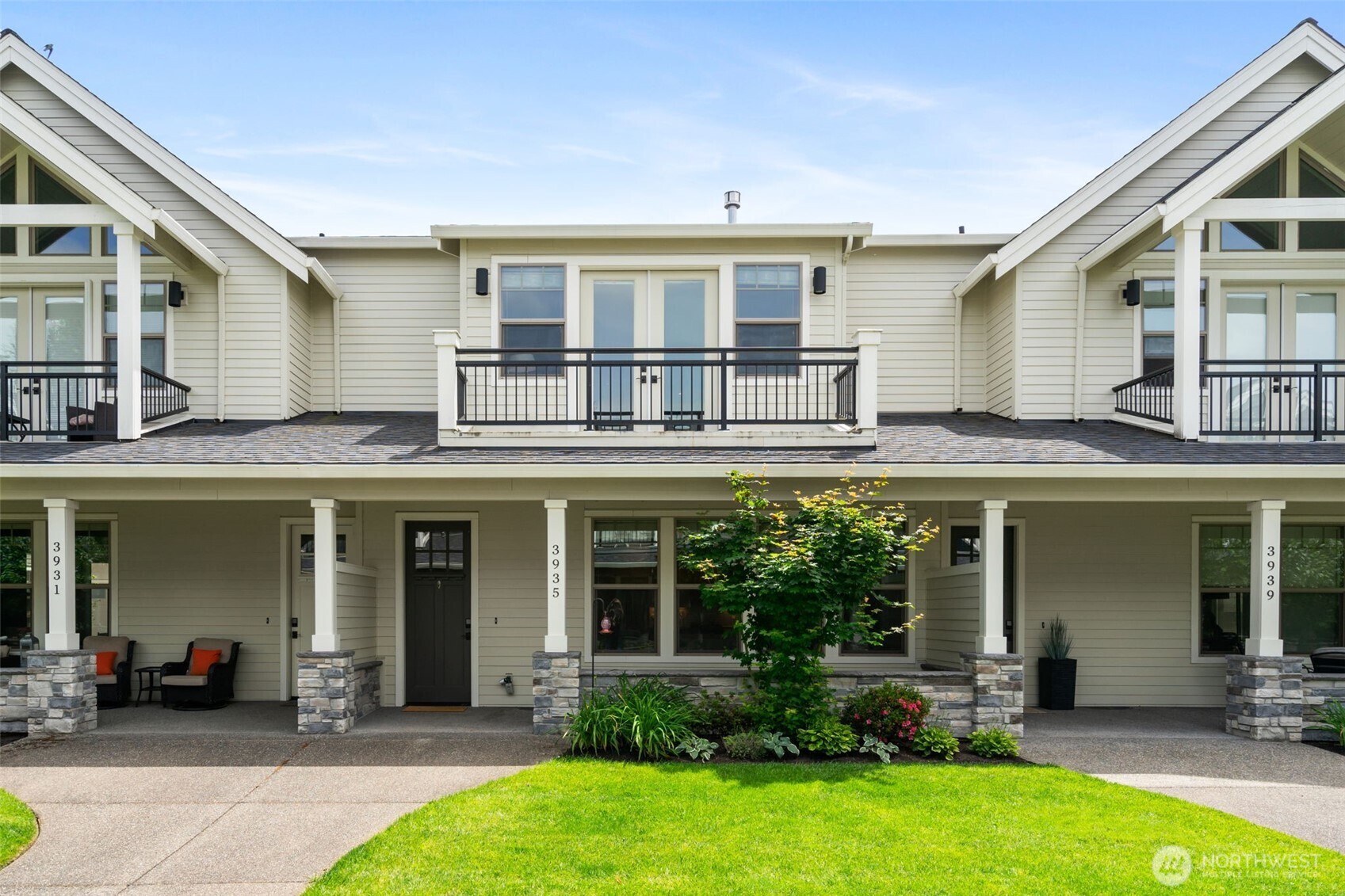 3935 Nw 75th Avenue Property Photo 1