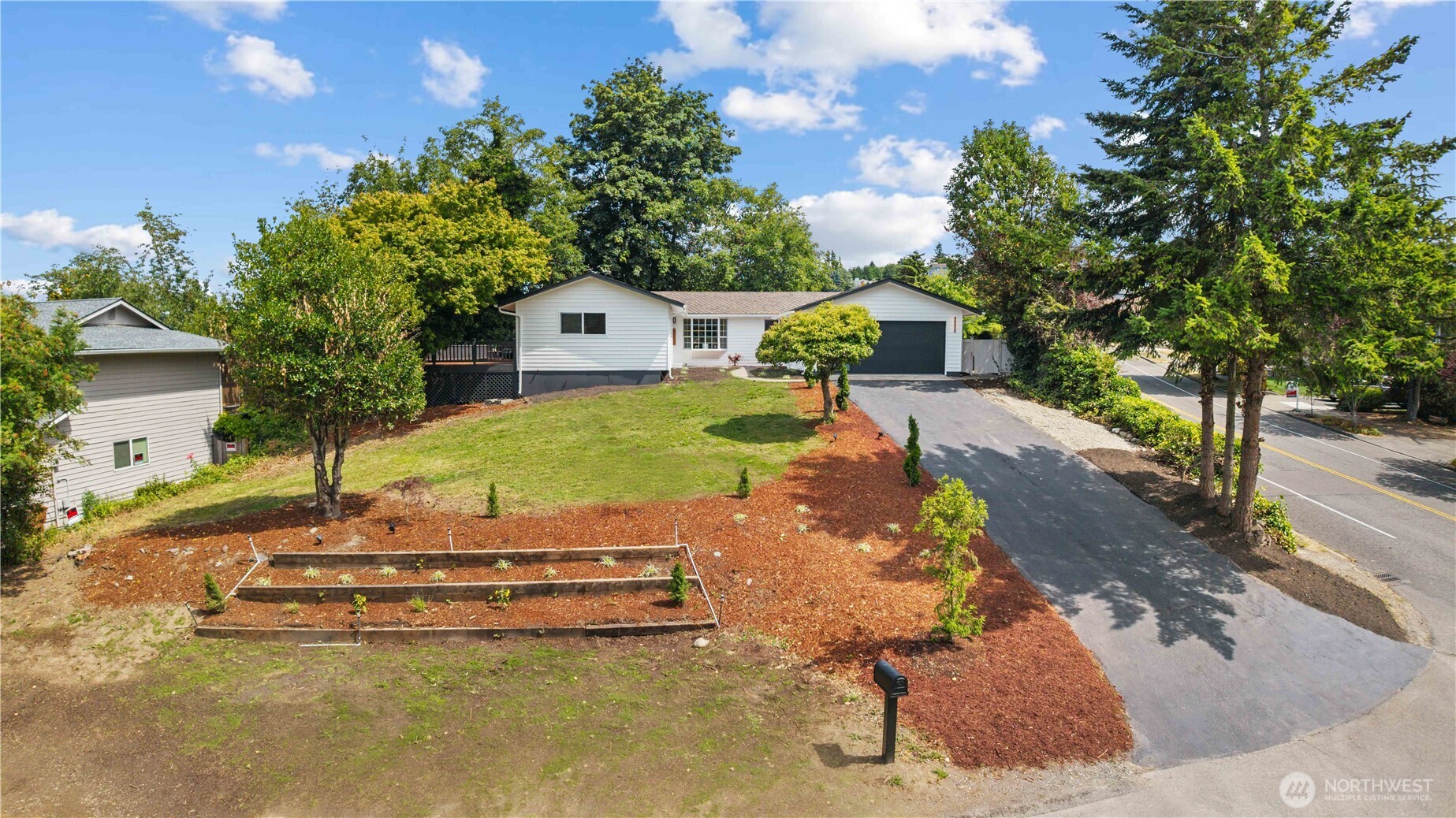 6101 Agnes Road Property Photo 1