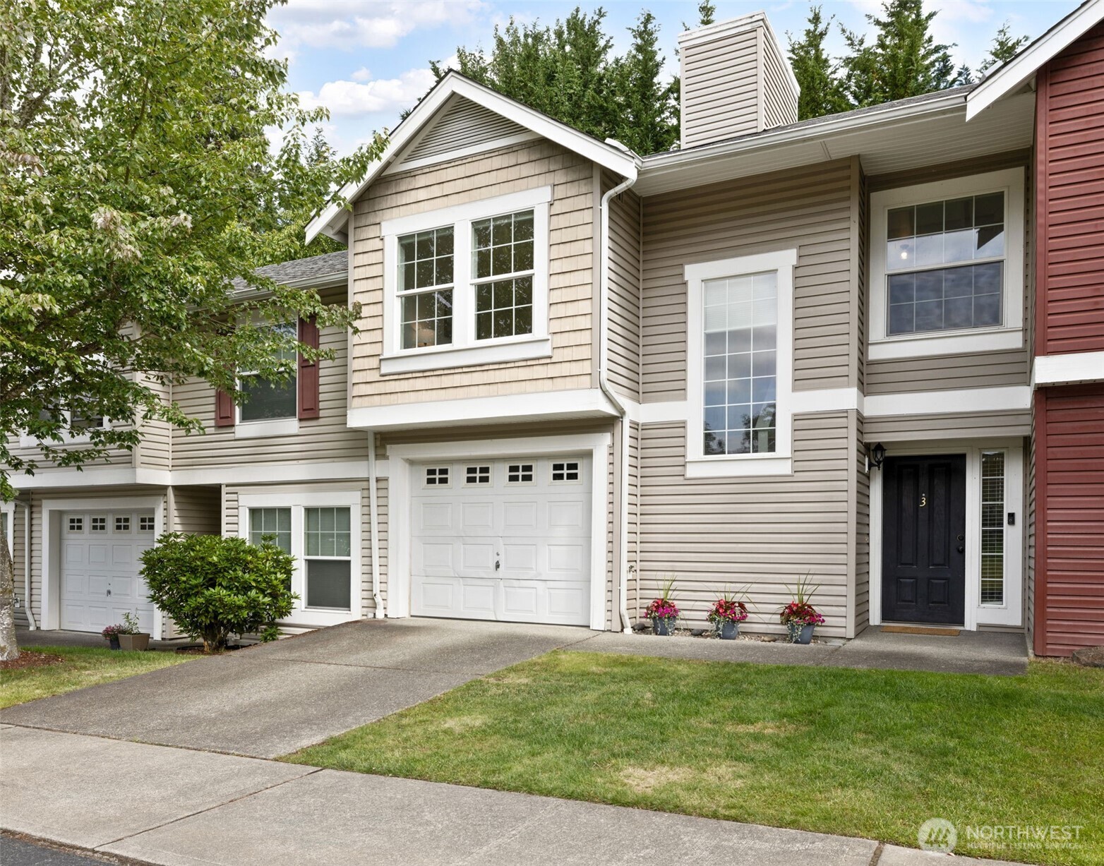 10307 140th Street Ct 3 Property Photo 3