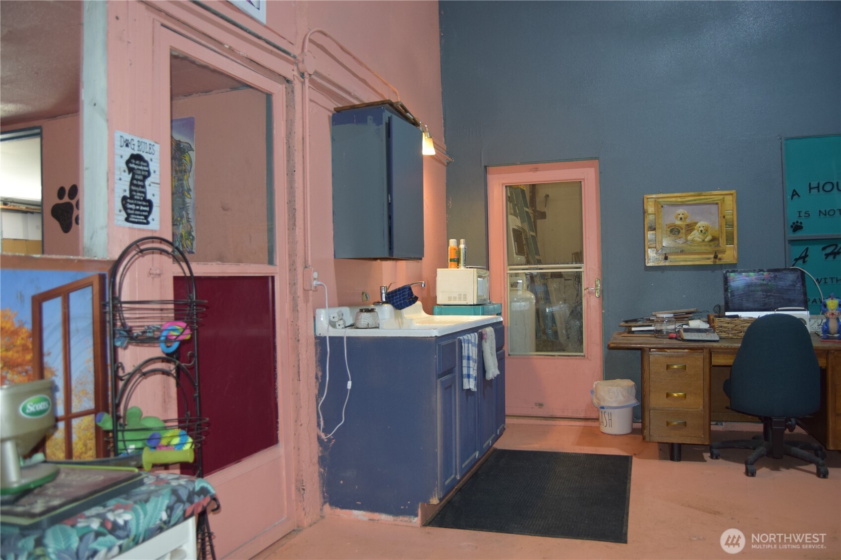 621 S Erdman Property Photo 24