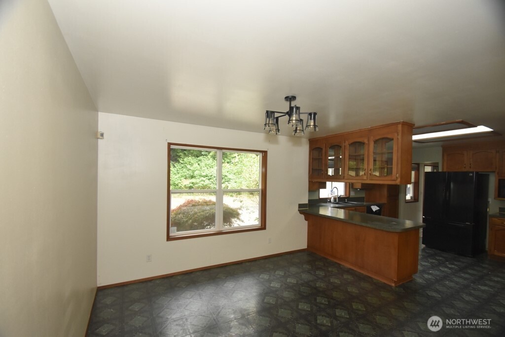 8004 184th Street Property Photo 7