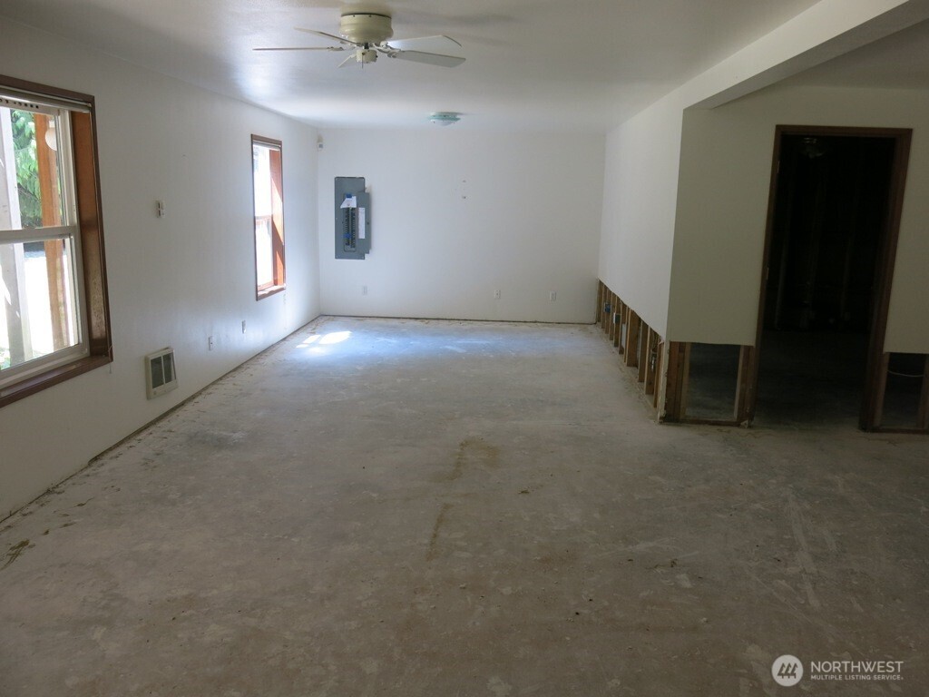 8004 184th Street Property Photo 23
