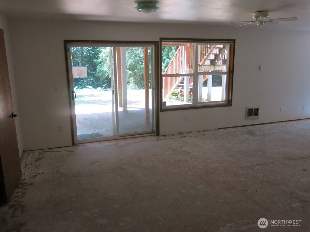 8004 184th Street Property Photo 24