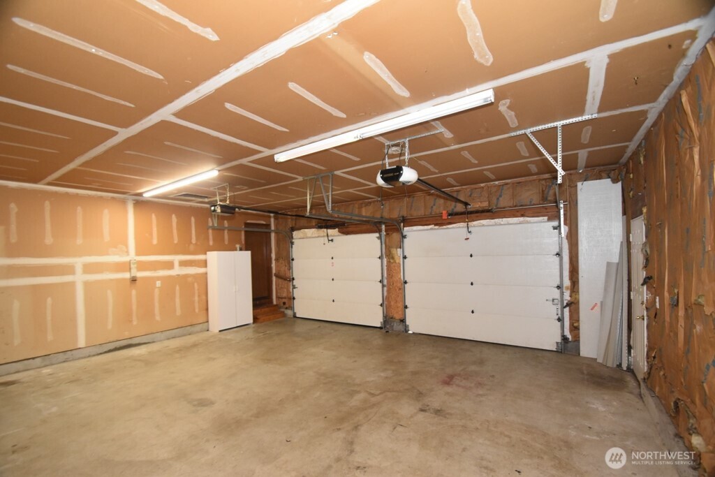 8004 184th Street Property Photo 30