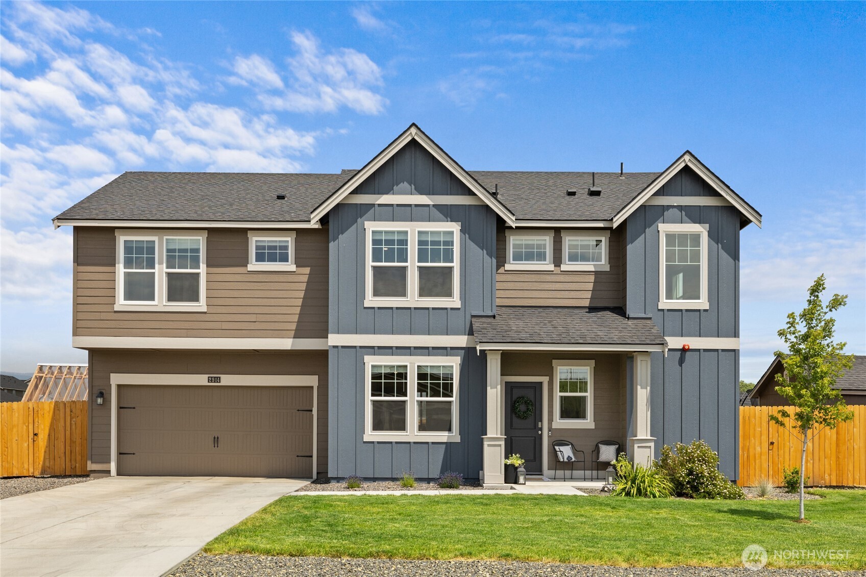 2914 Dapple Gray Way Property Photo 1