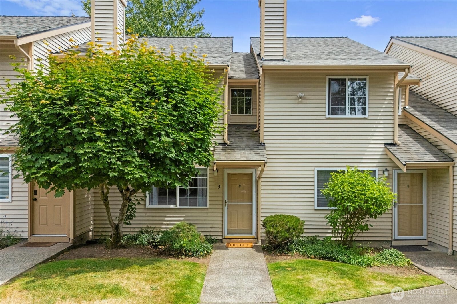 115 124th Street G5 Property Photo 2