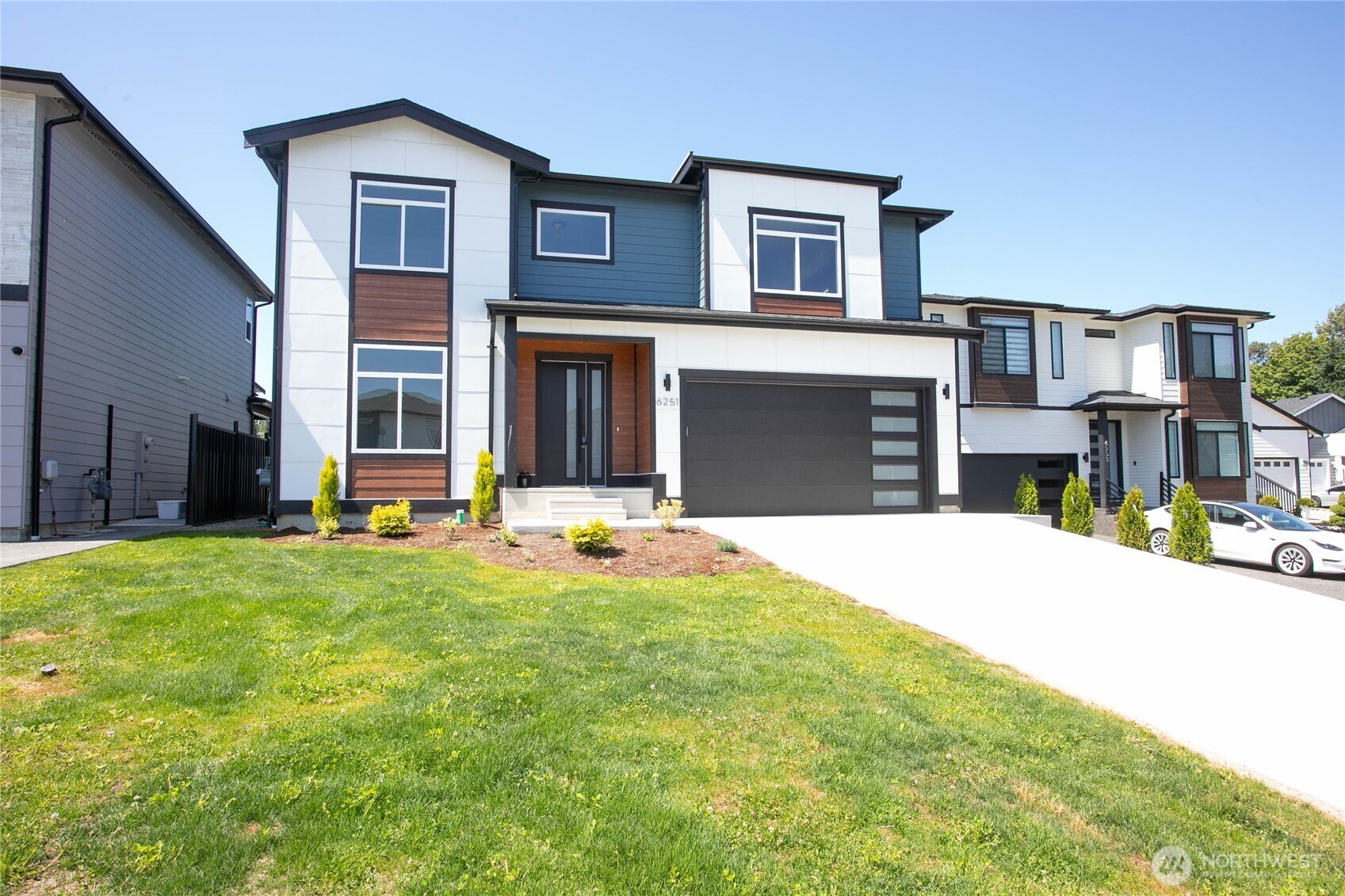 6251 Fernridge Drive Property Photo 2