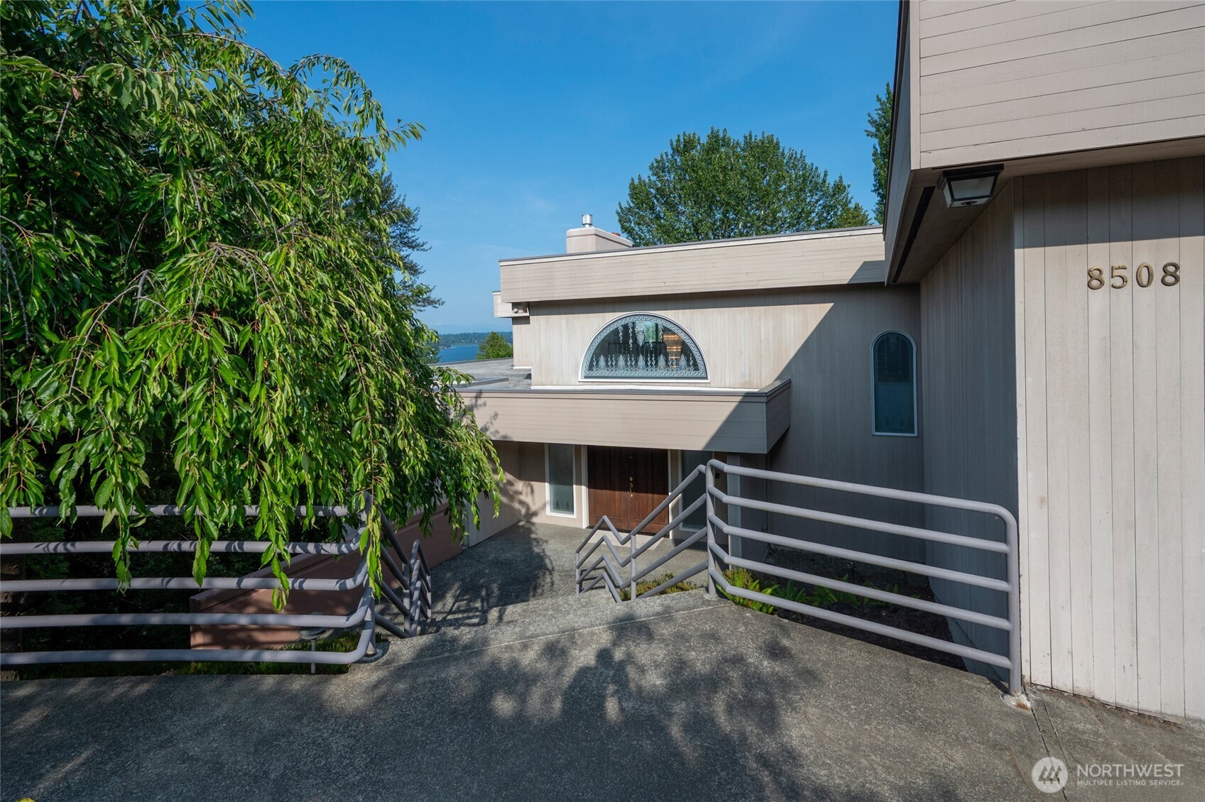 8508 54th Avenue Property Photo 1