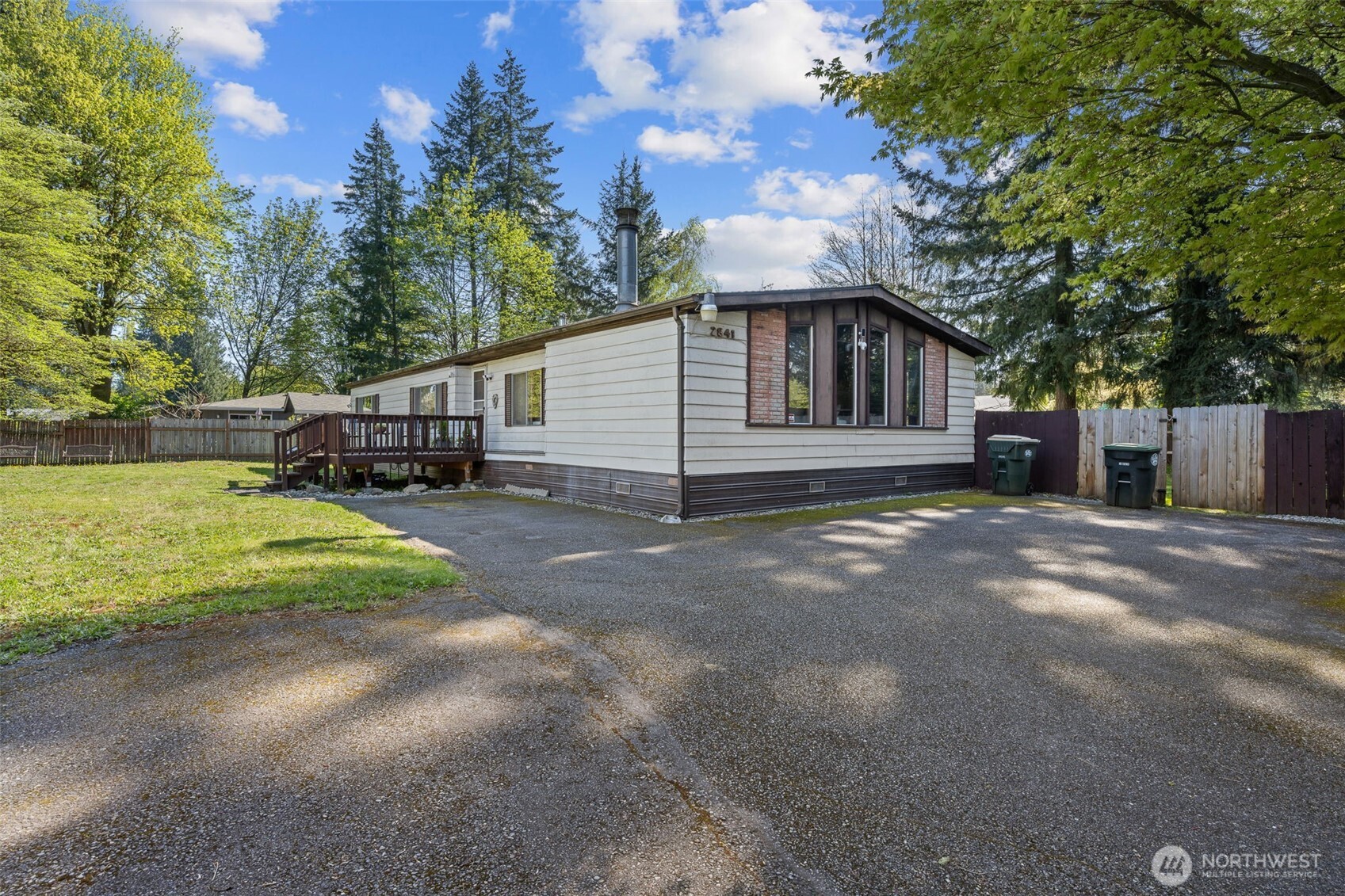 2641 Scotlac Dr Property Photo 1