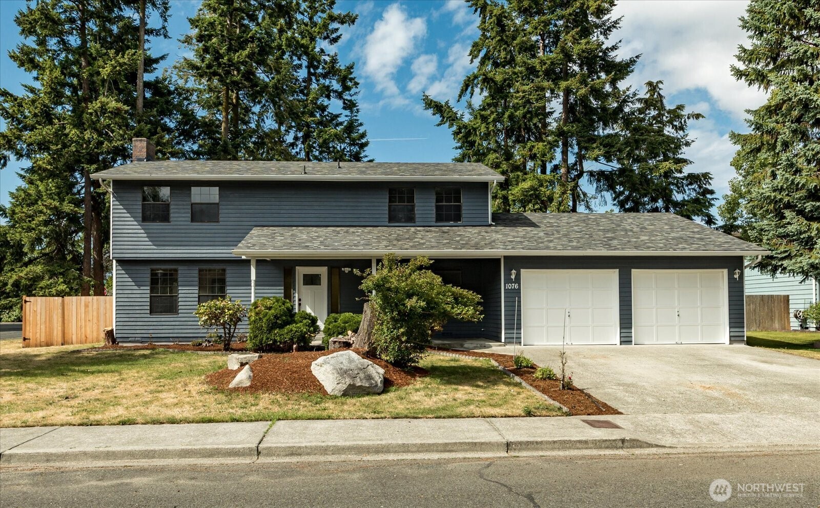 1076 NW Kitsap Terrace