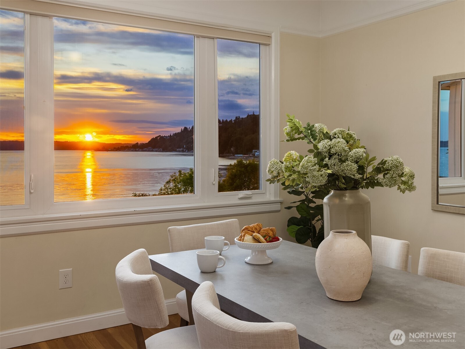 17985 Normandy Terrace Property Photo 8