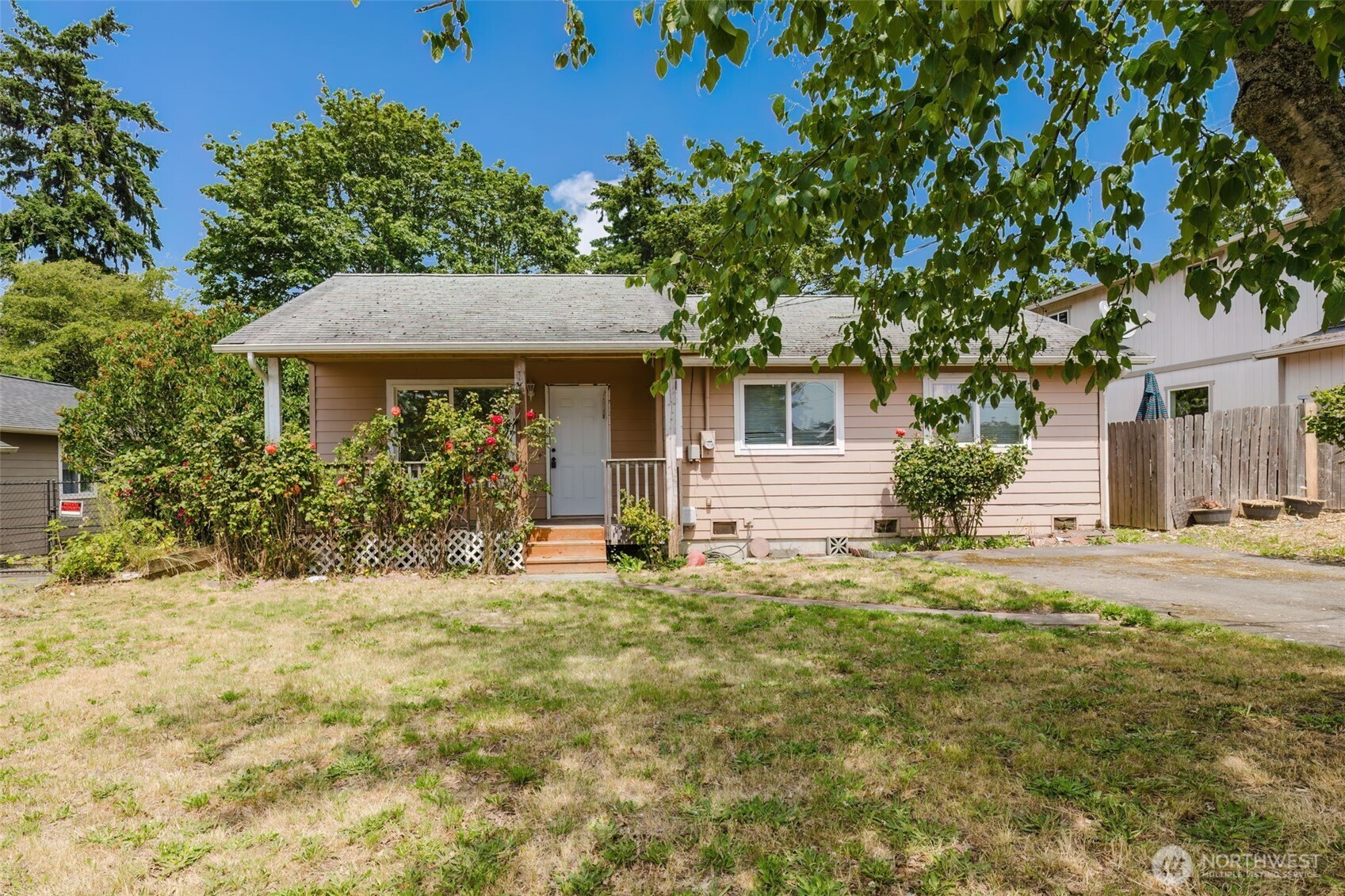 1012 Pearl Street Property Photo 1