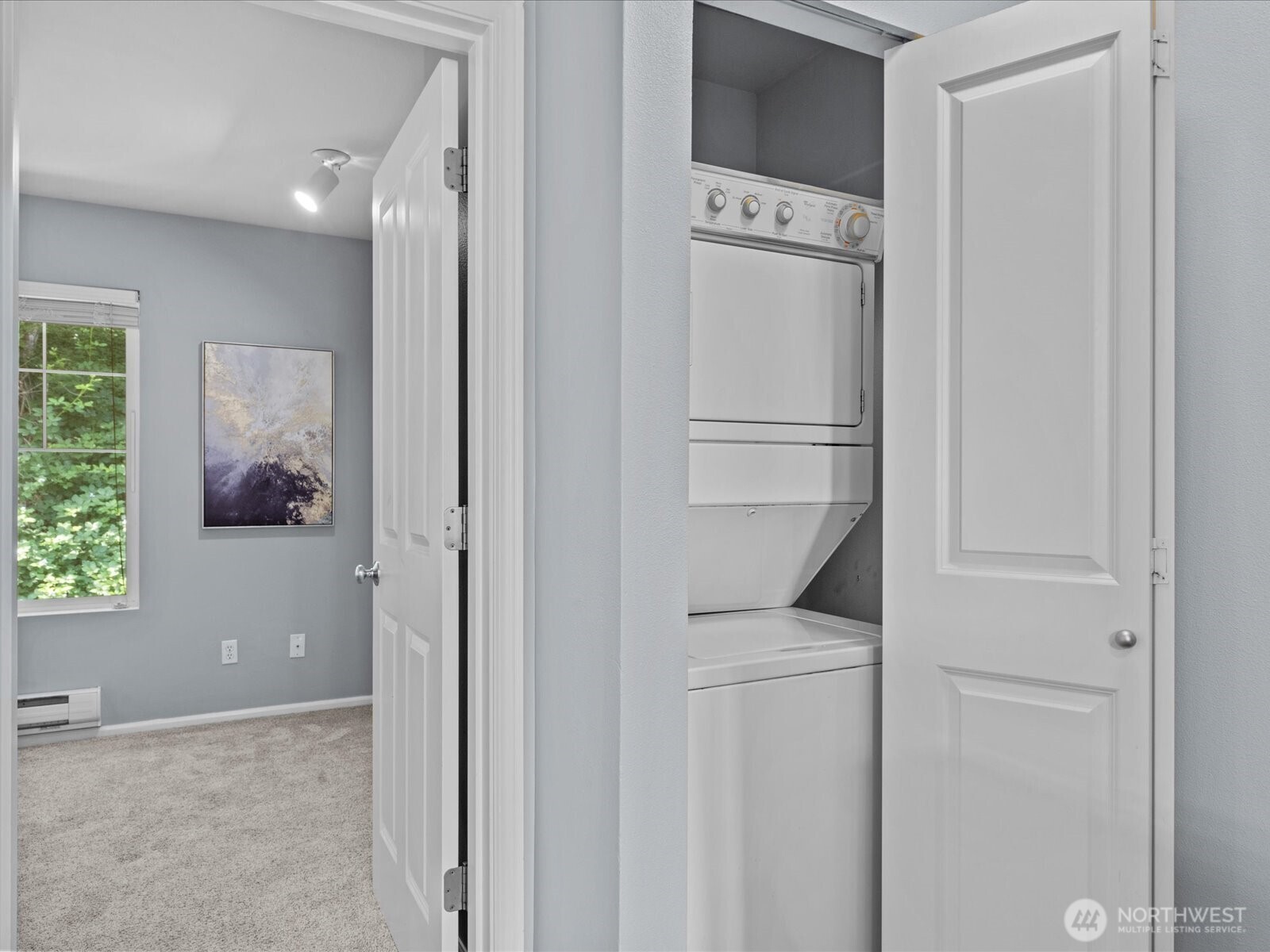 3717 S Holly Park Drive Property Photo 16