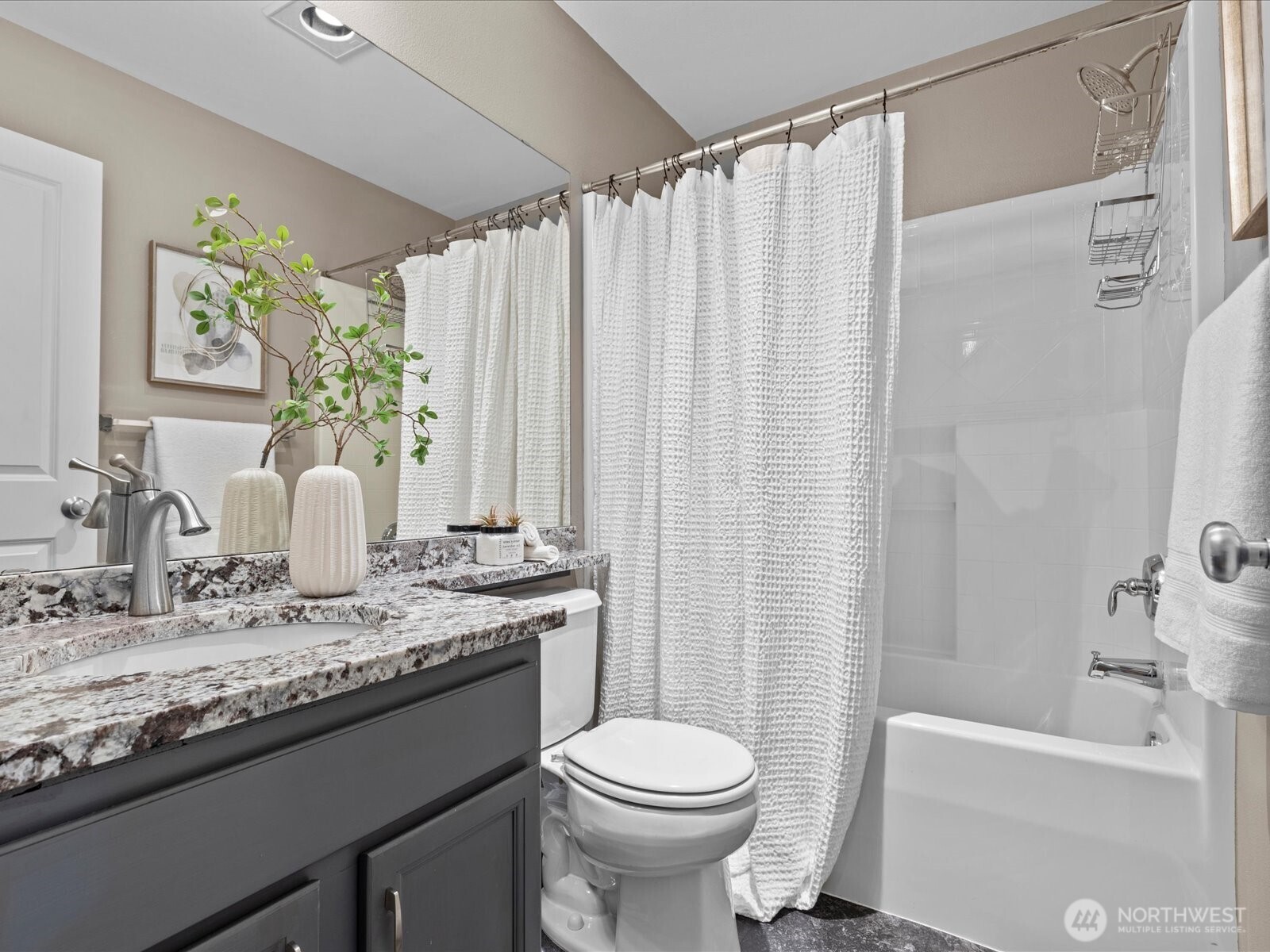 3717 S Holly Park Drive Property Photo 18