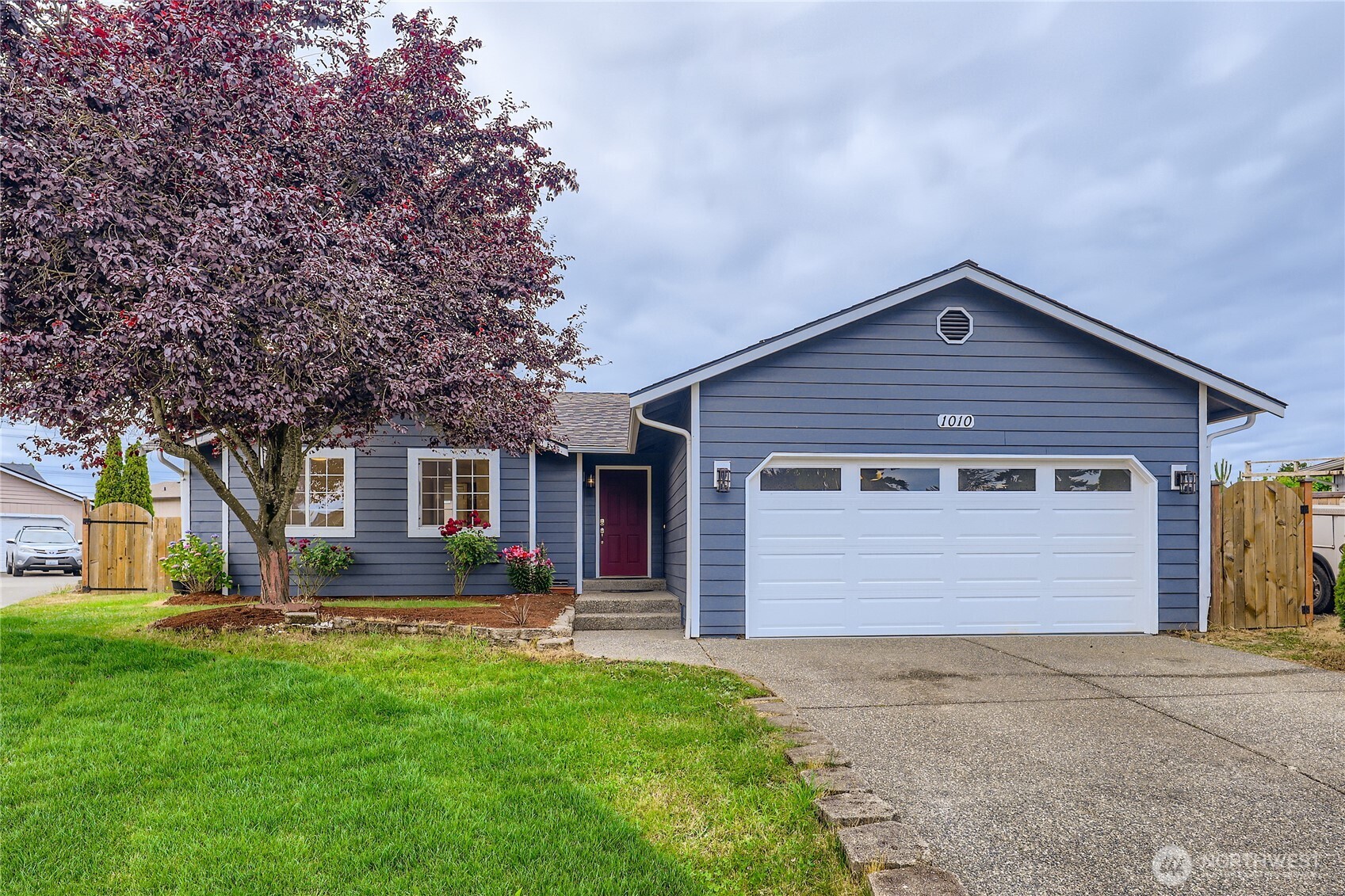 1010 89th Drive Property Photo 1