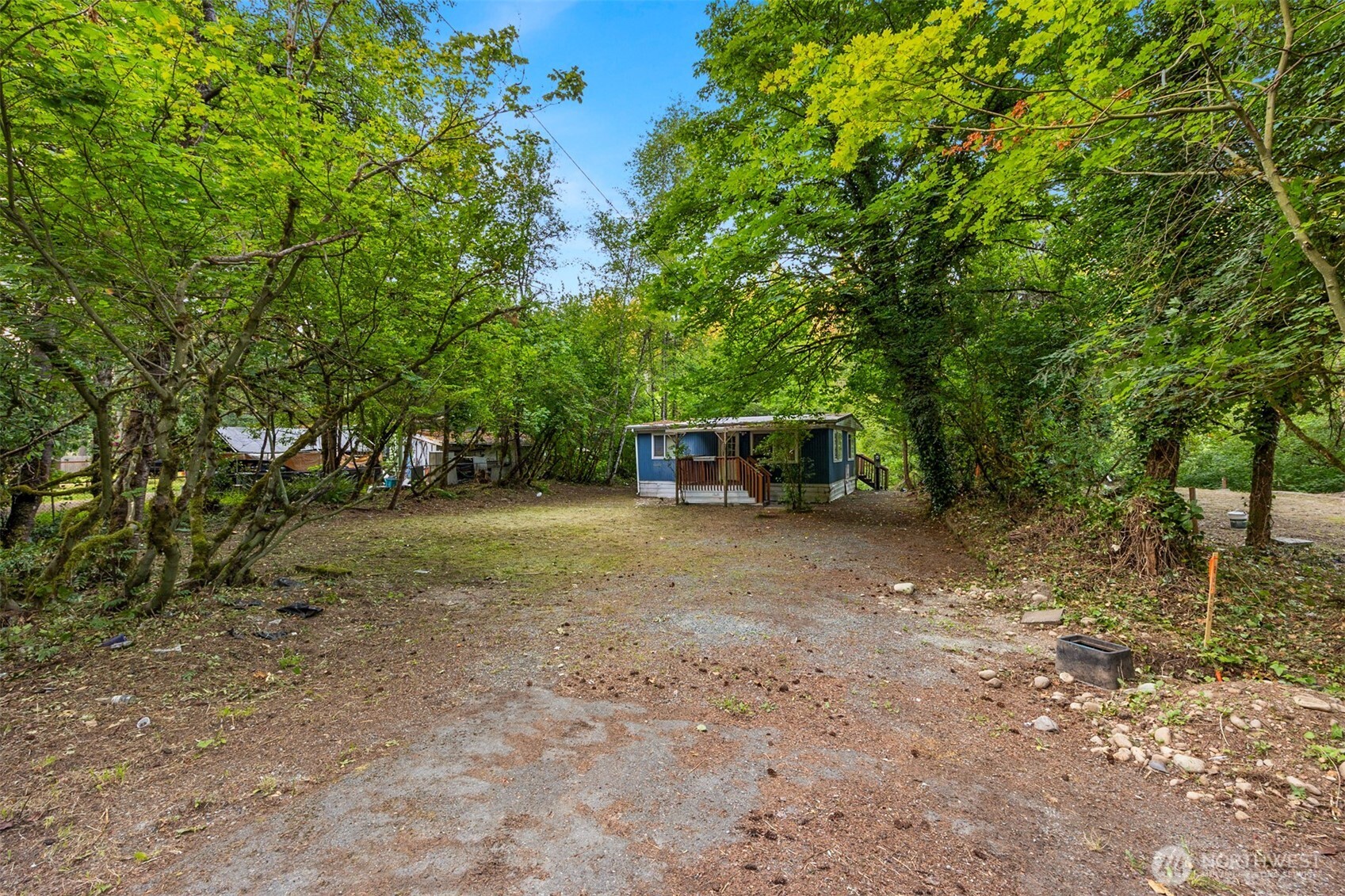17029 Auburn Black Diamond Property Photo 6