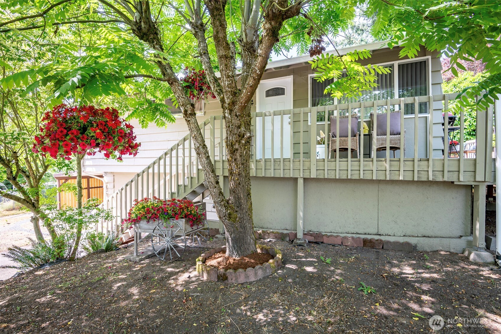 110 S 198th Place Property Photo 1