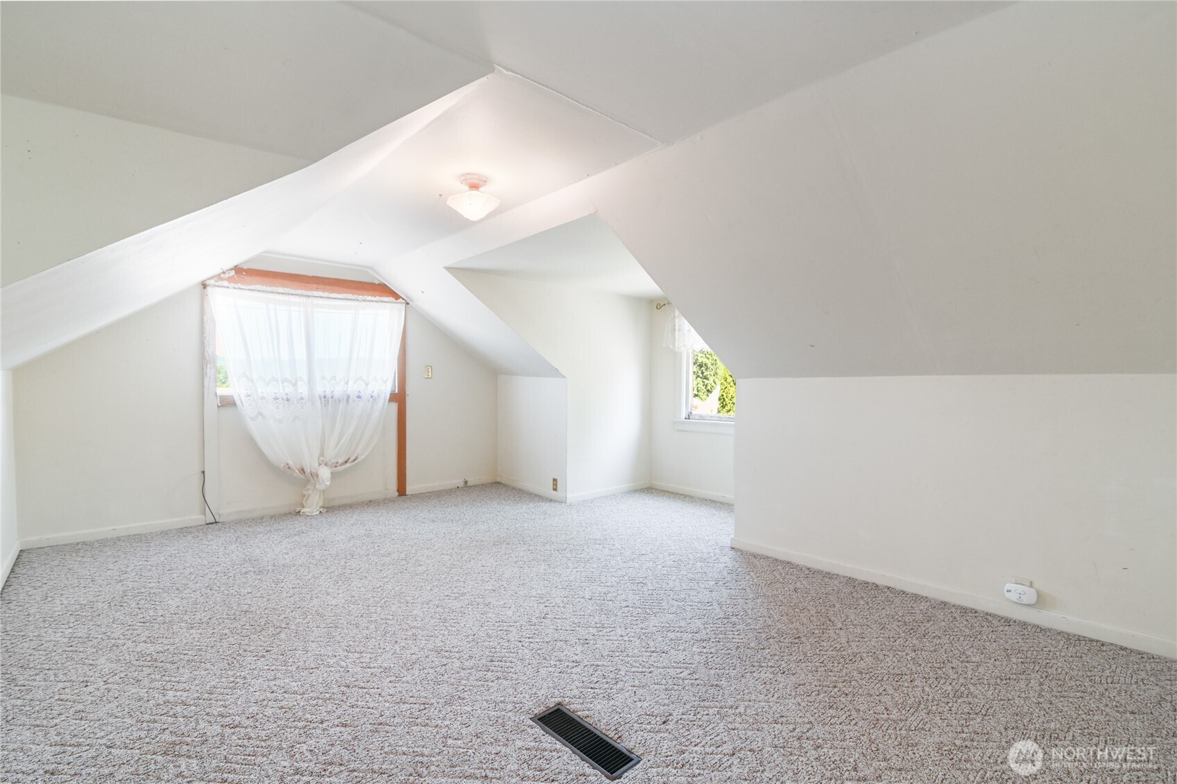 517 S 3rd Street Property Photo 29