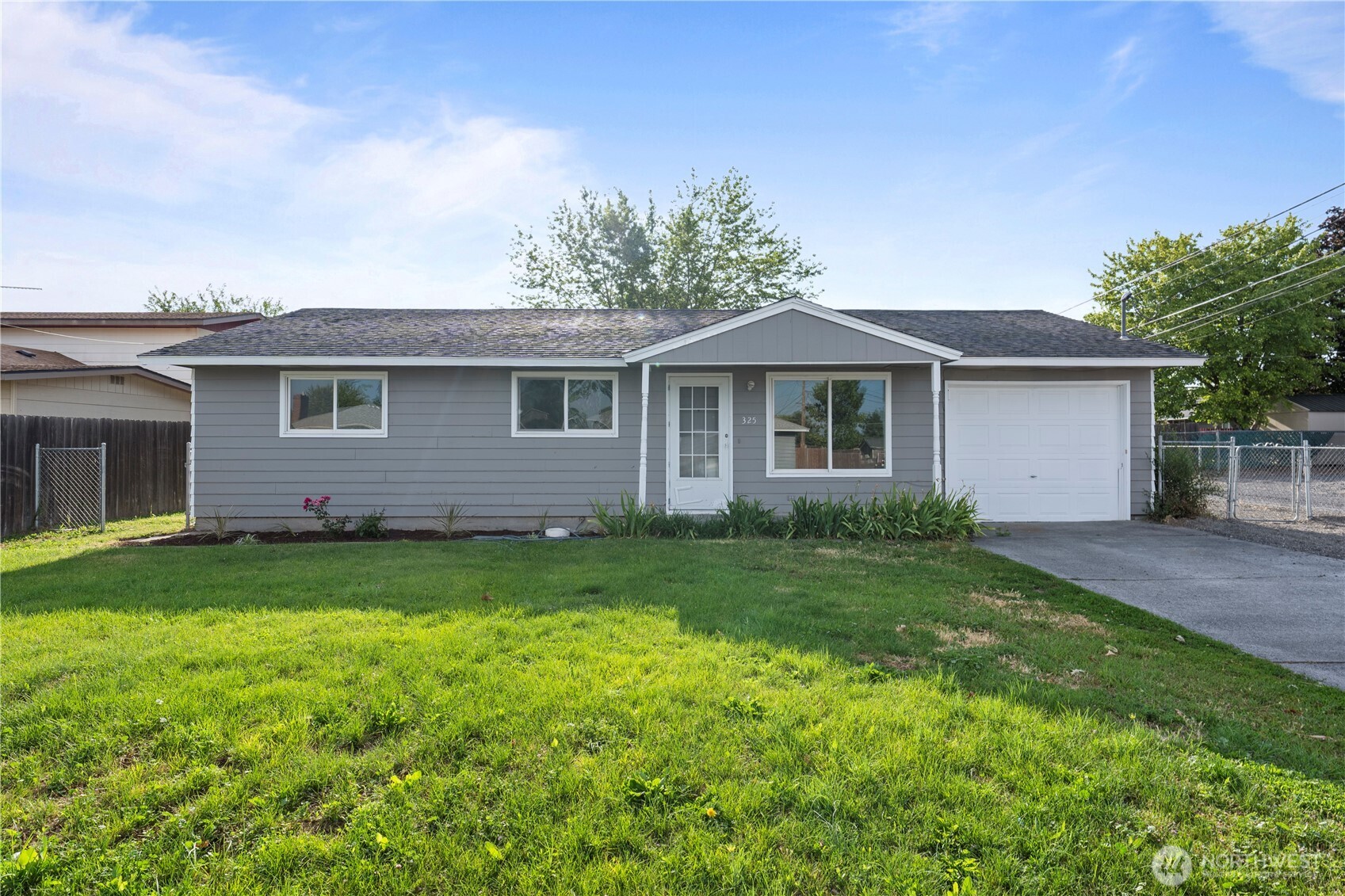 325 S 8th Avenue Property Photo 1