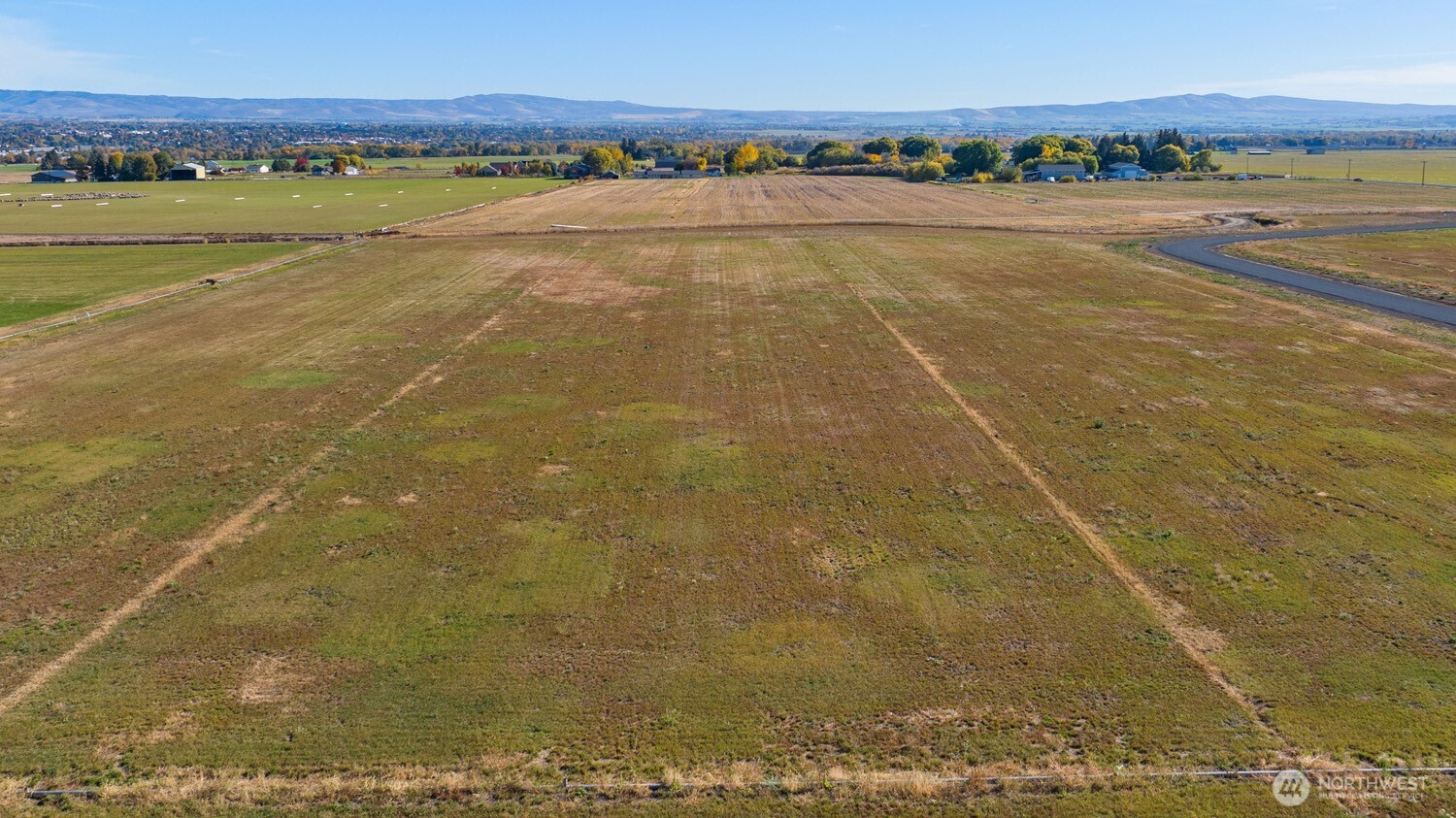 0 Lot 7 Waterbrook Lane Property Photo 2