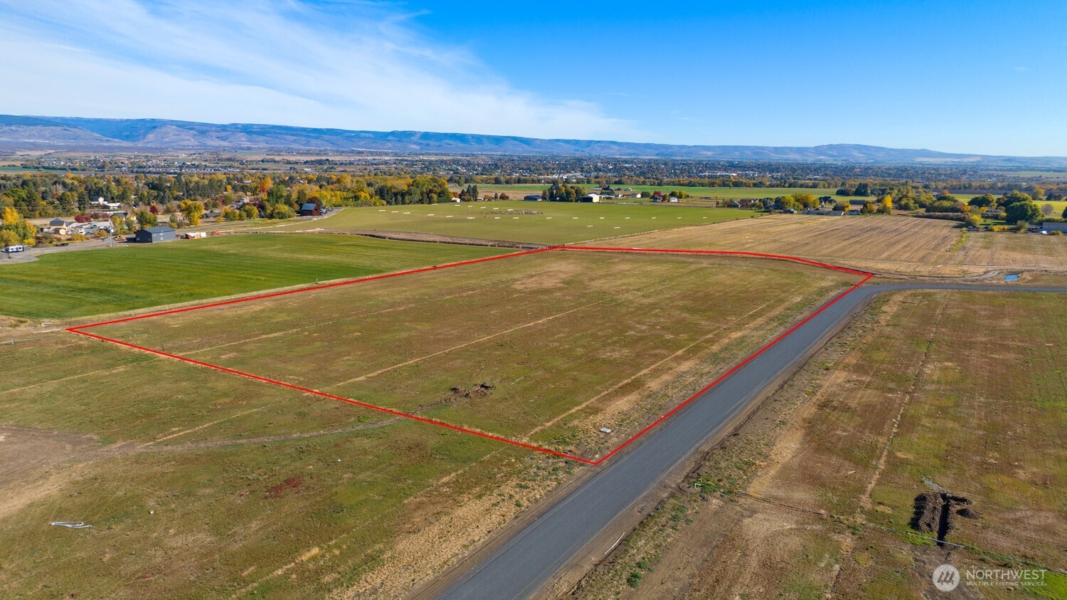 0 Lot 7 Waterbrook Lane Property Photo 5