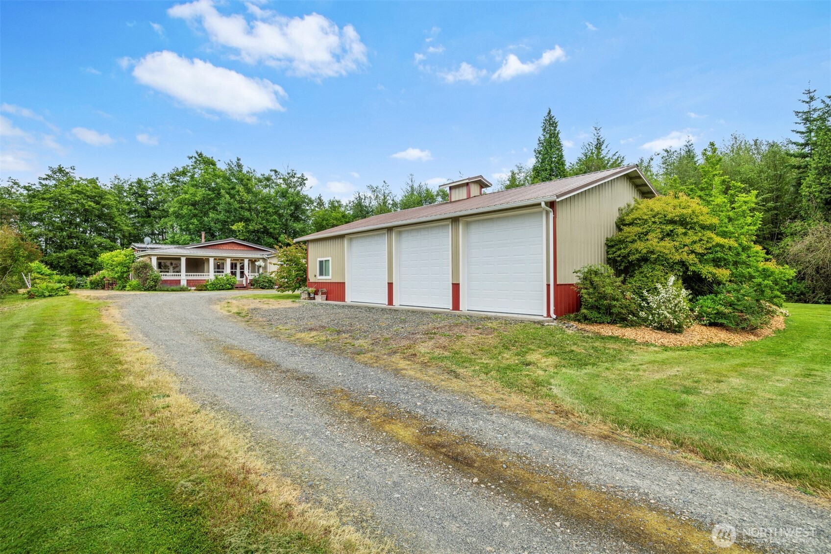 3348 Hidden Pond Drive Property Photo 1