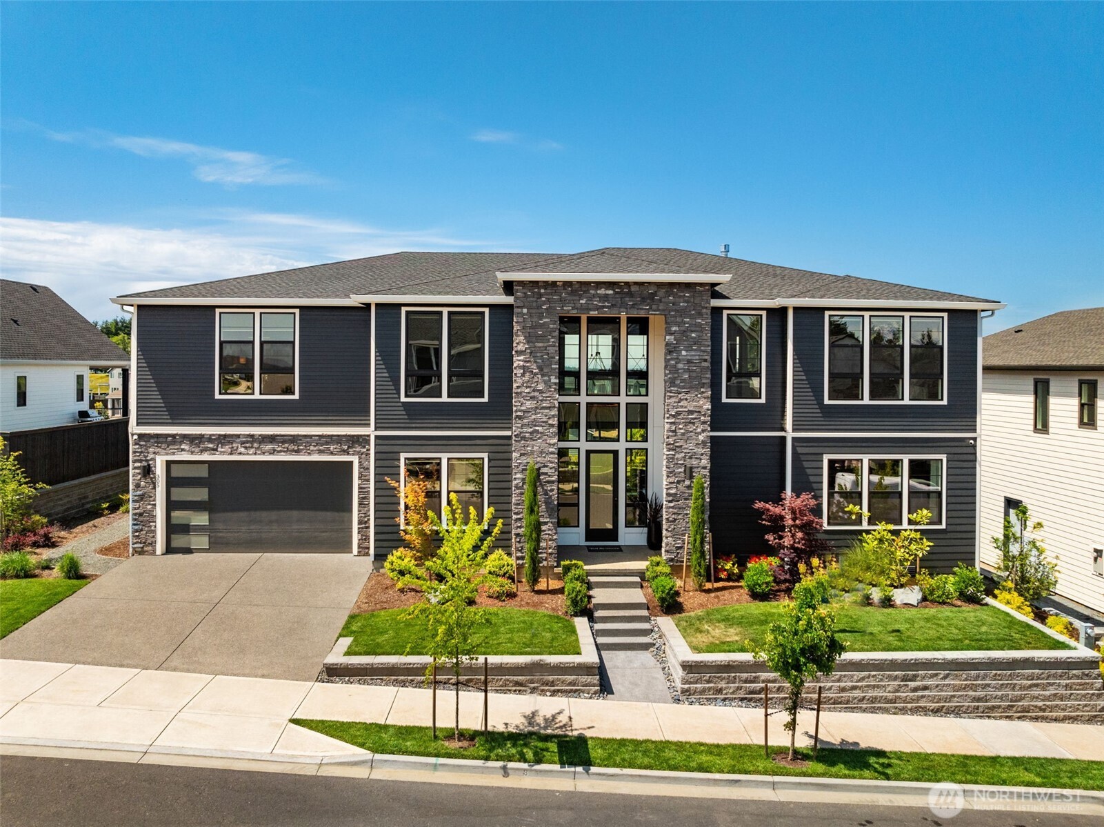 305 W Fir Loop Property Photo 1