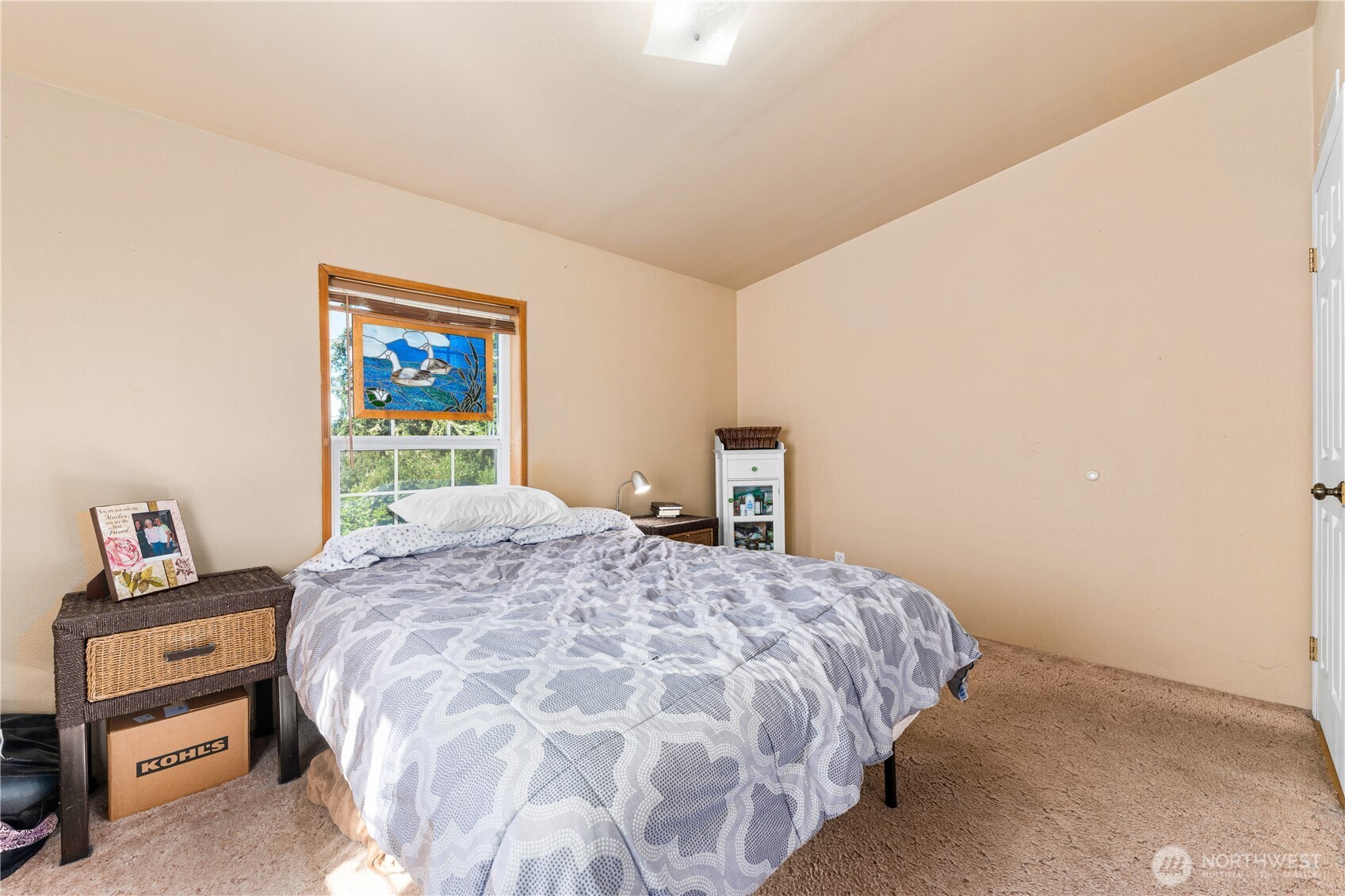 301 Salmonberry Lane Property Photo 22