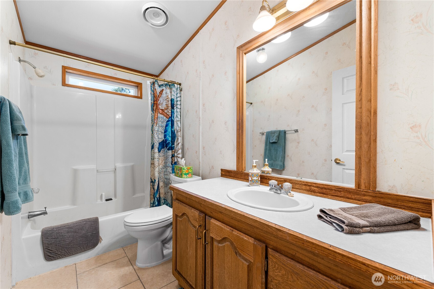 301 Salmonberry Lane Property Photo 24