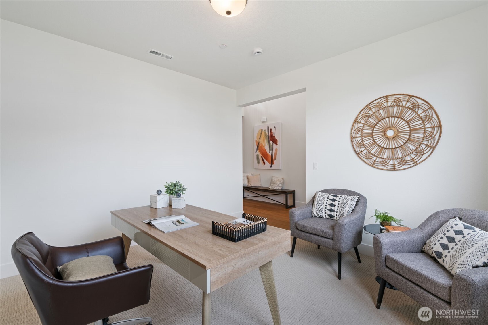 310 W Fir Loop Property Photo 4