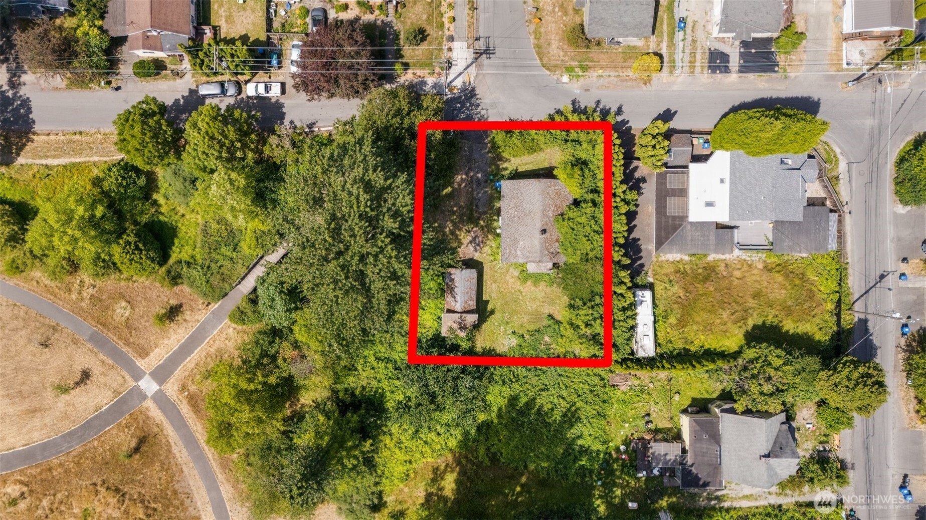 565 S Director Property Photo 12