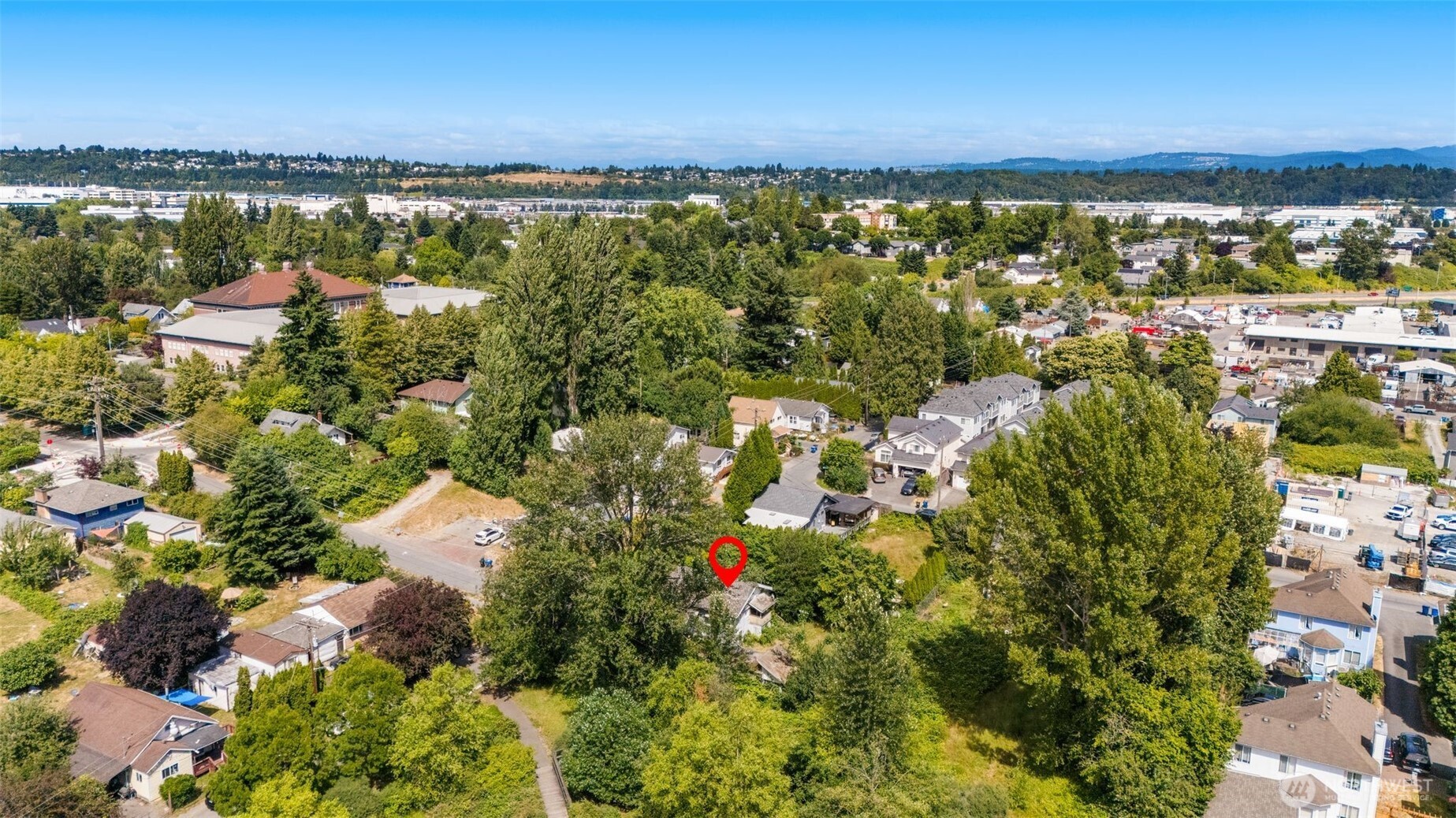 565 S Director Property Photo 21