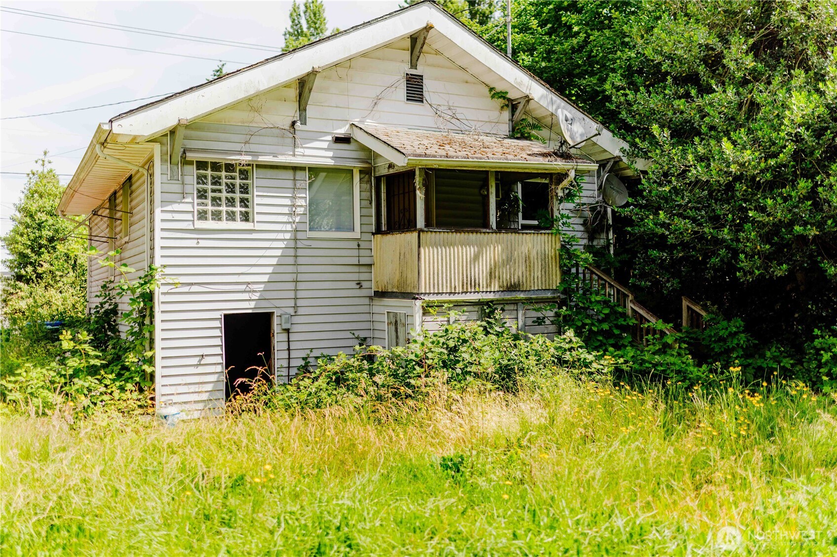 565 S Director Property Photo 34