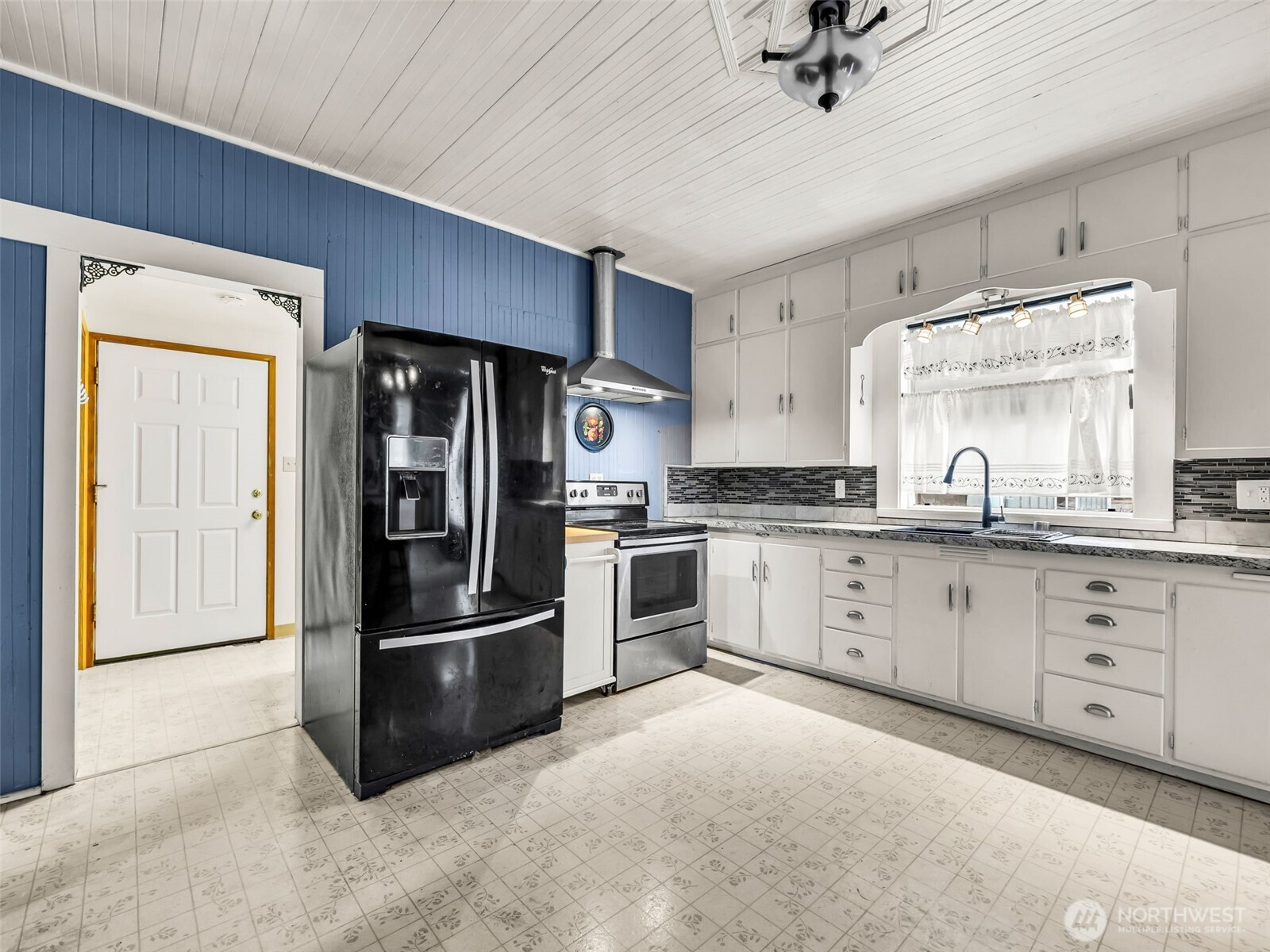 1205 49th Street Property Photo 13