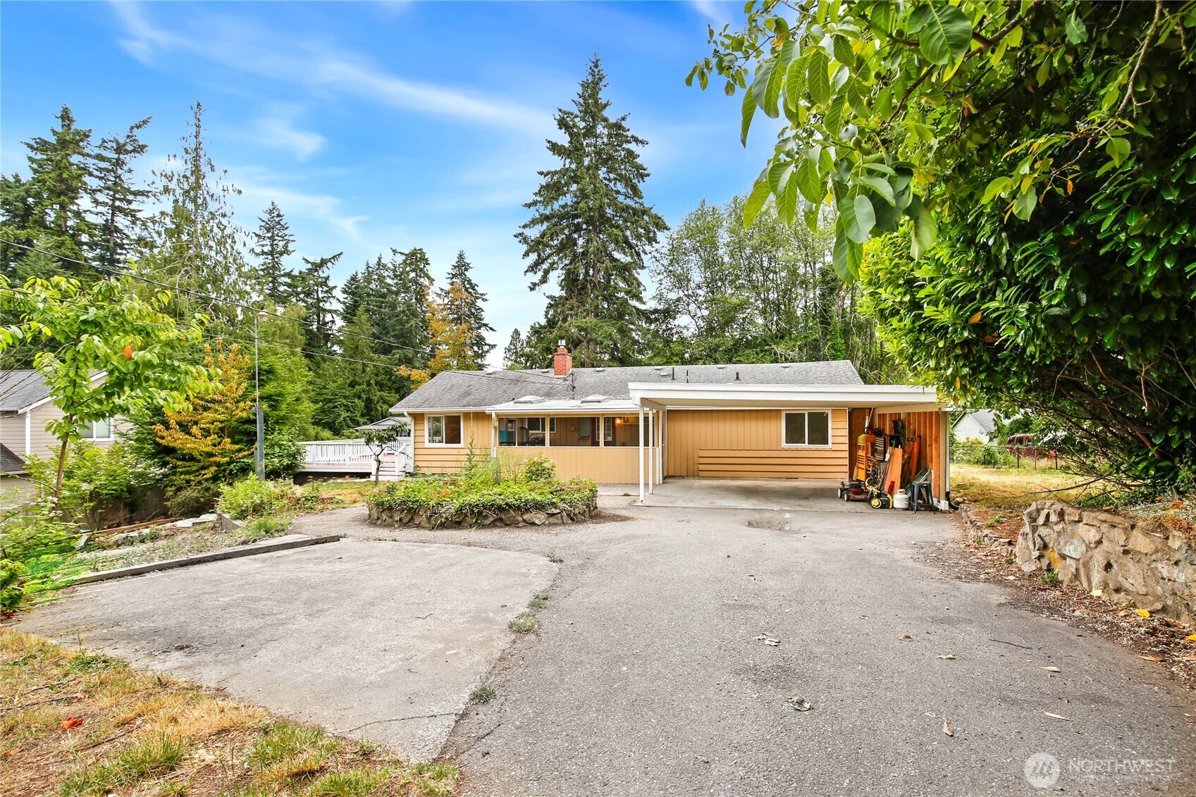 5435 Bunker Street Property Photo 1