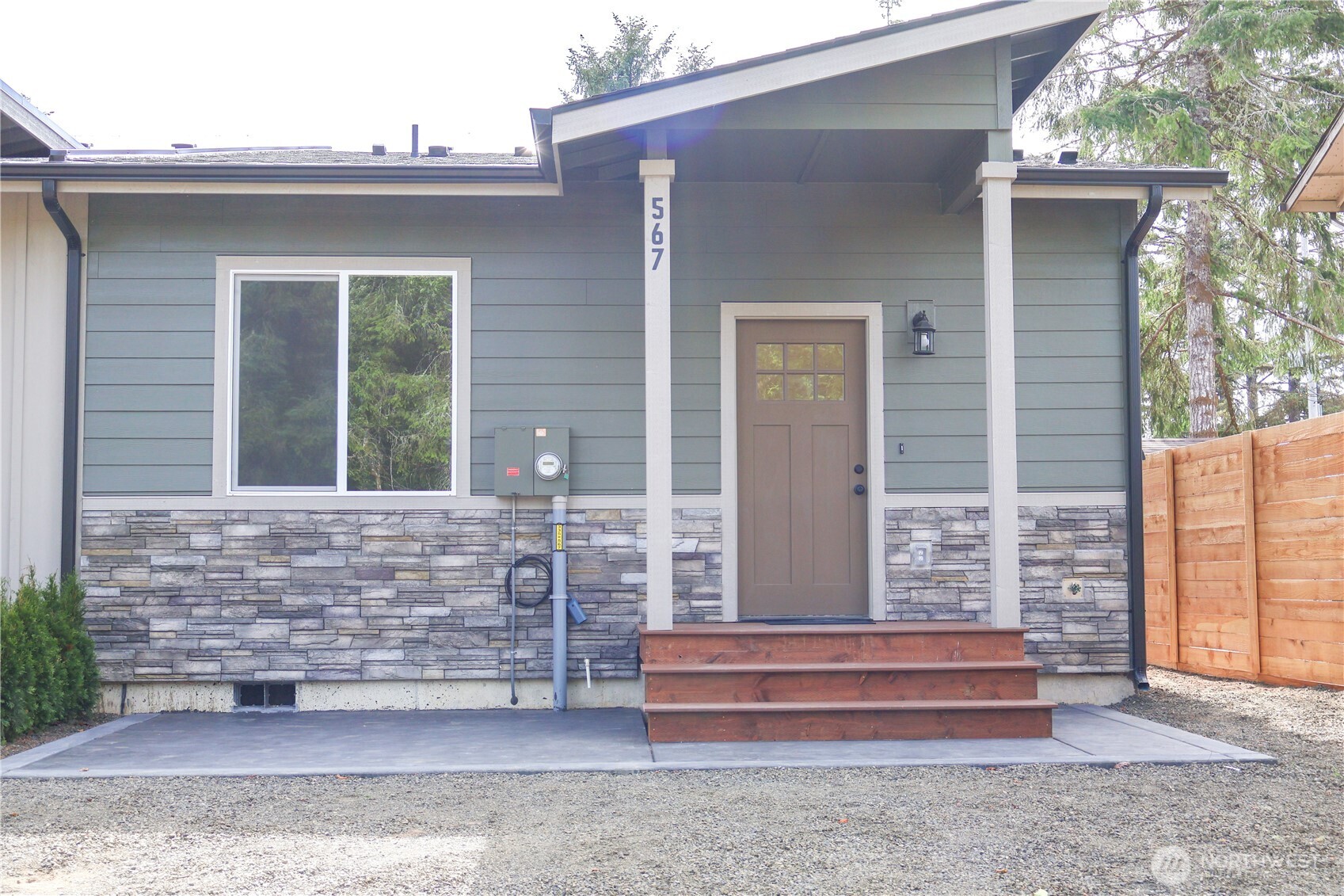 567 Sunset Avenue Property Photo 1