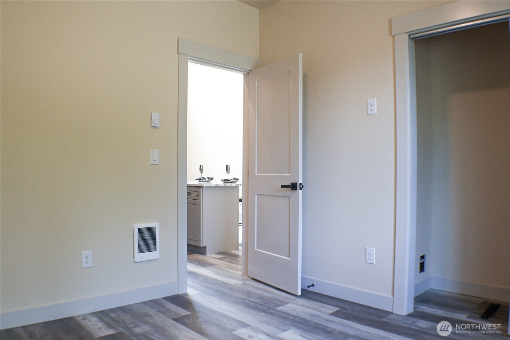 567 Sunset Avenue Property Photo 13