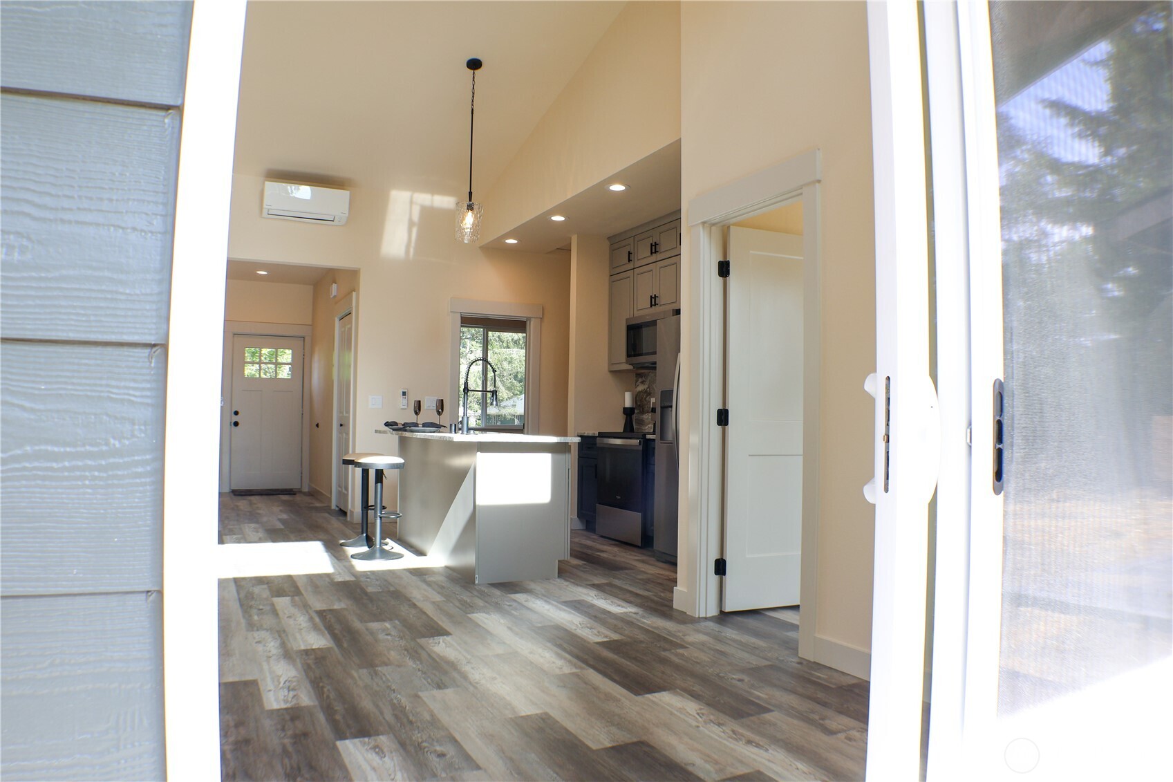 567 Sunset Avenue Property Photo 23