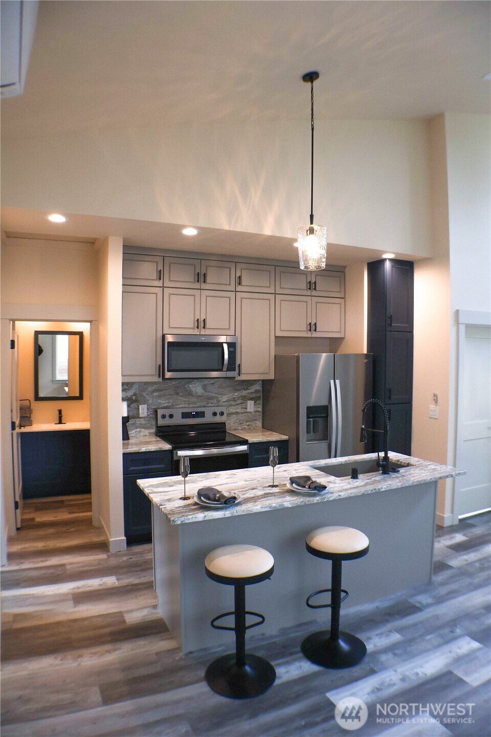 567 Sunset Avenue Property Photo 30