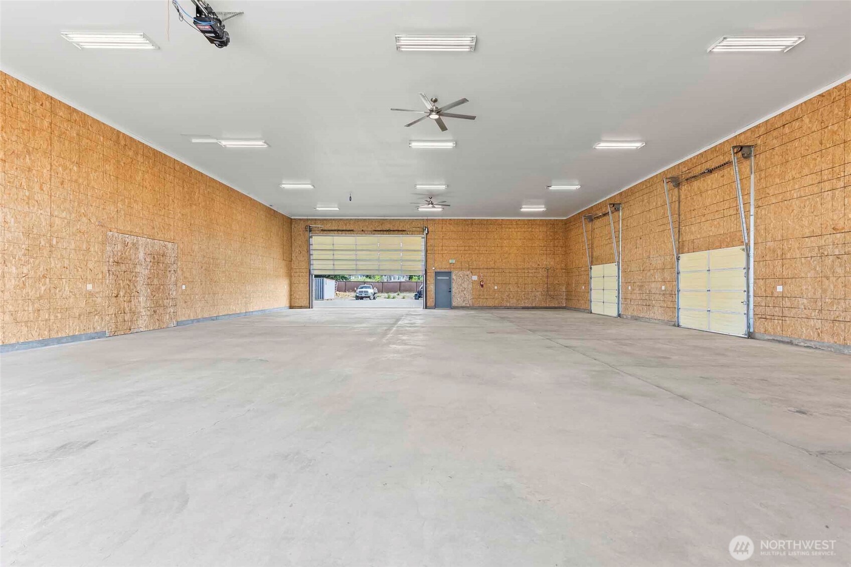 2015 Old Highway 10 Property Photo 10