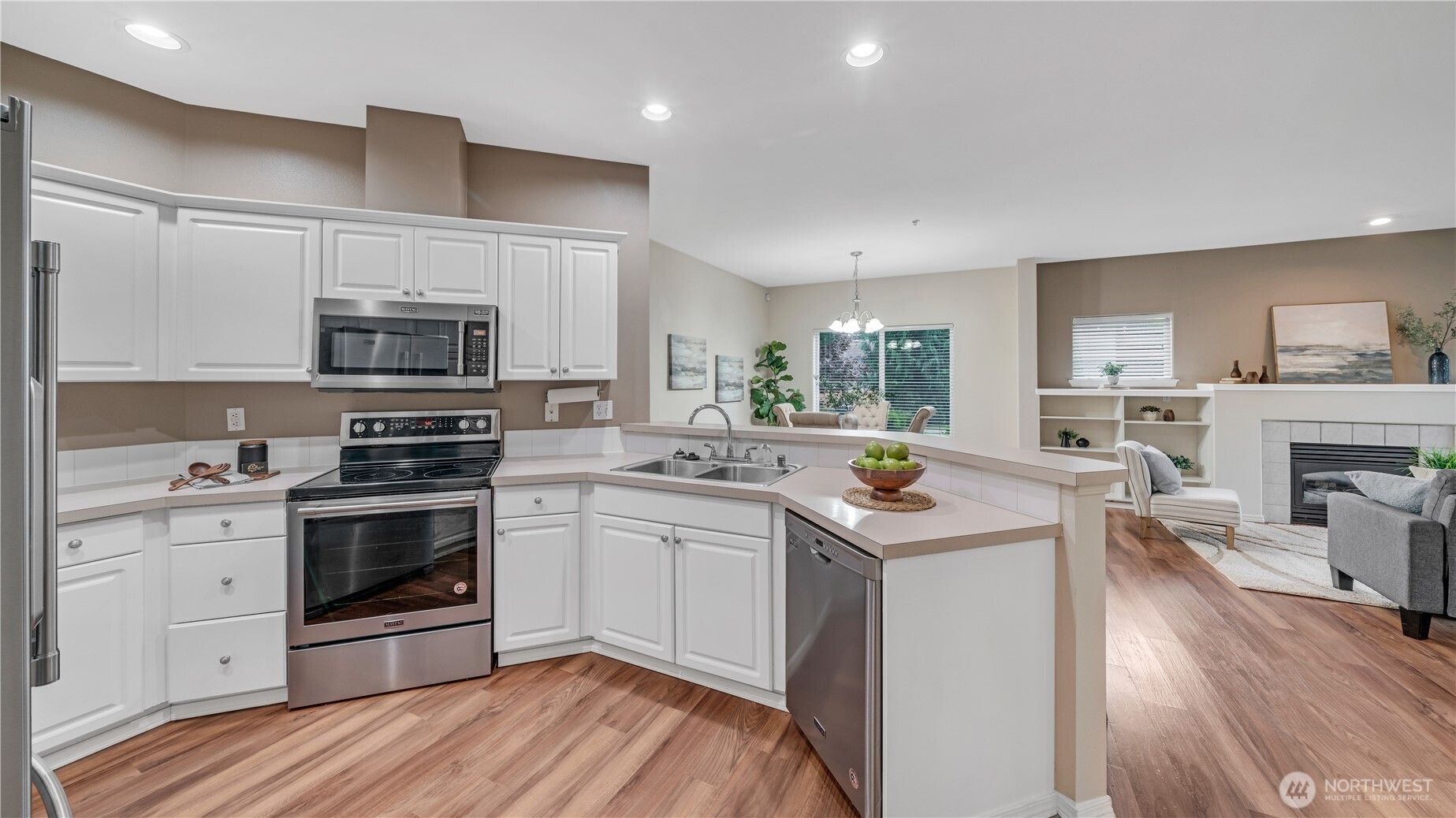 2104 Palisade Boulevard B-7 Property Photo 8