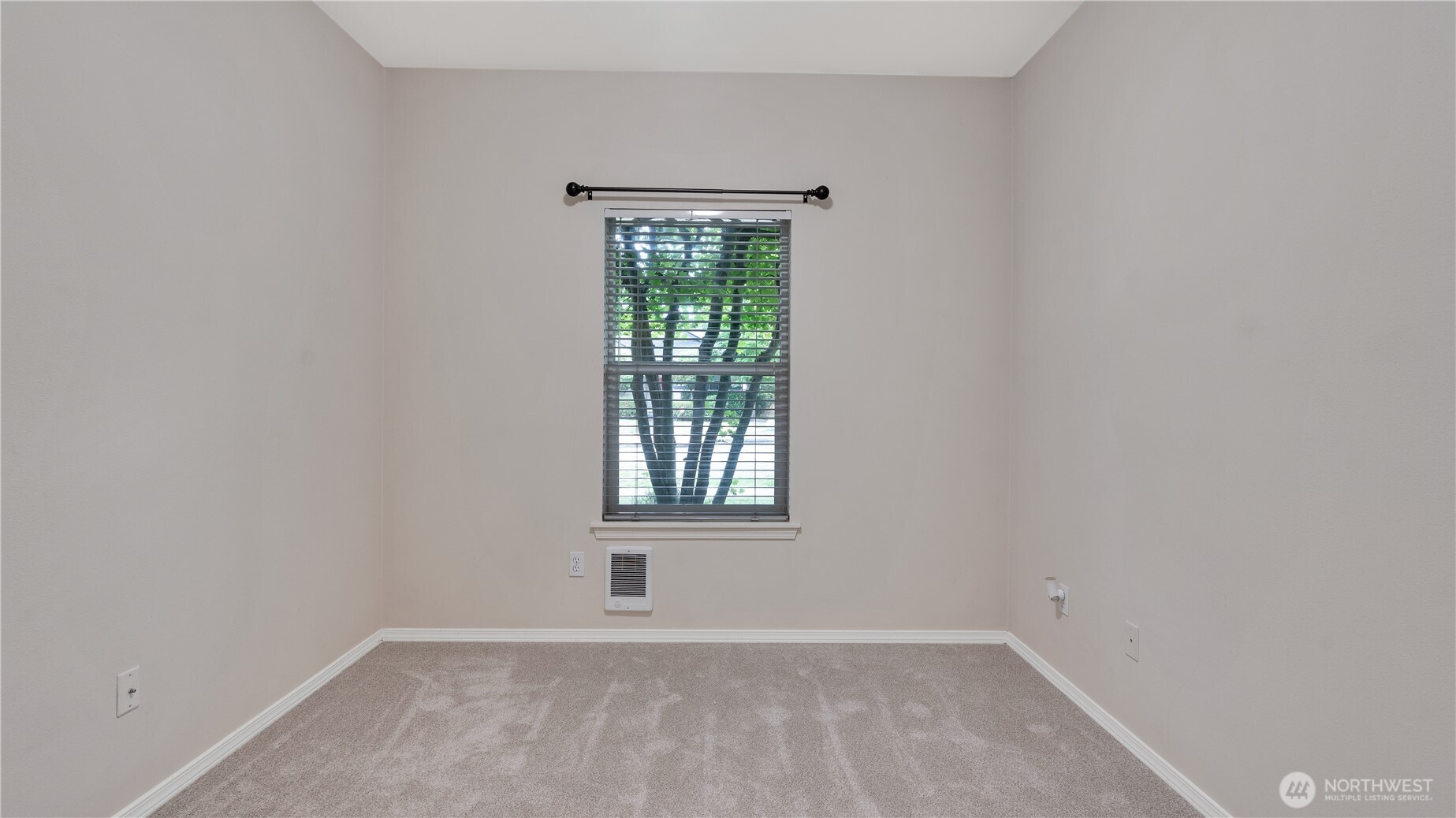 2104 Palisade Boulevard B-7 Property Photo 10
