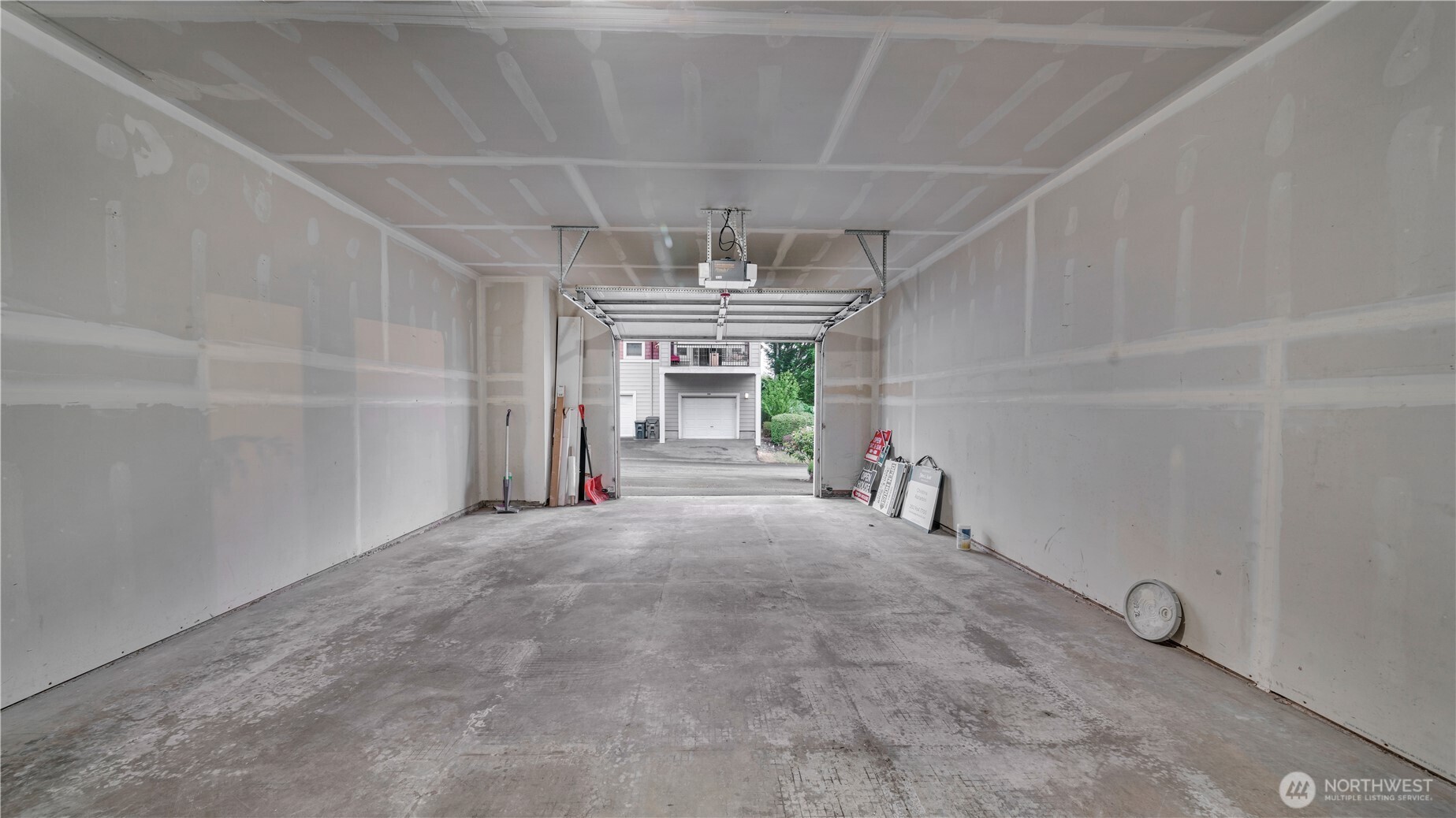2104 Palisade Boulevard B-7 Property Photo 19
