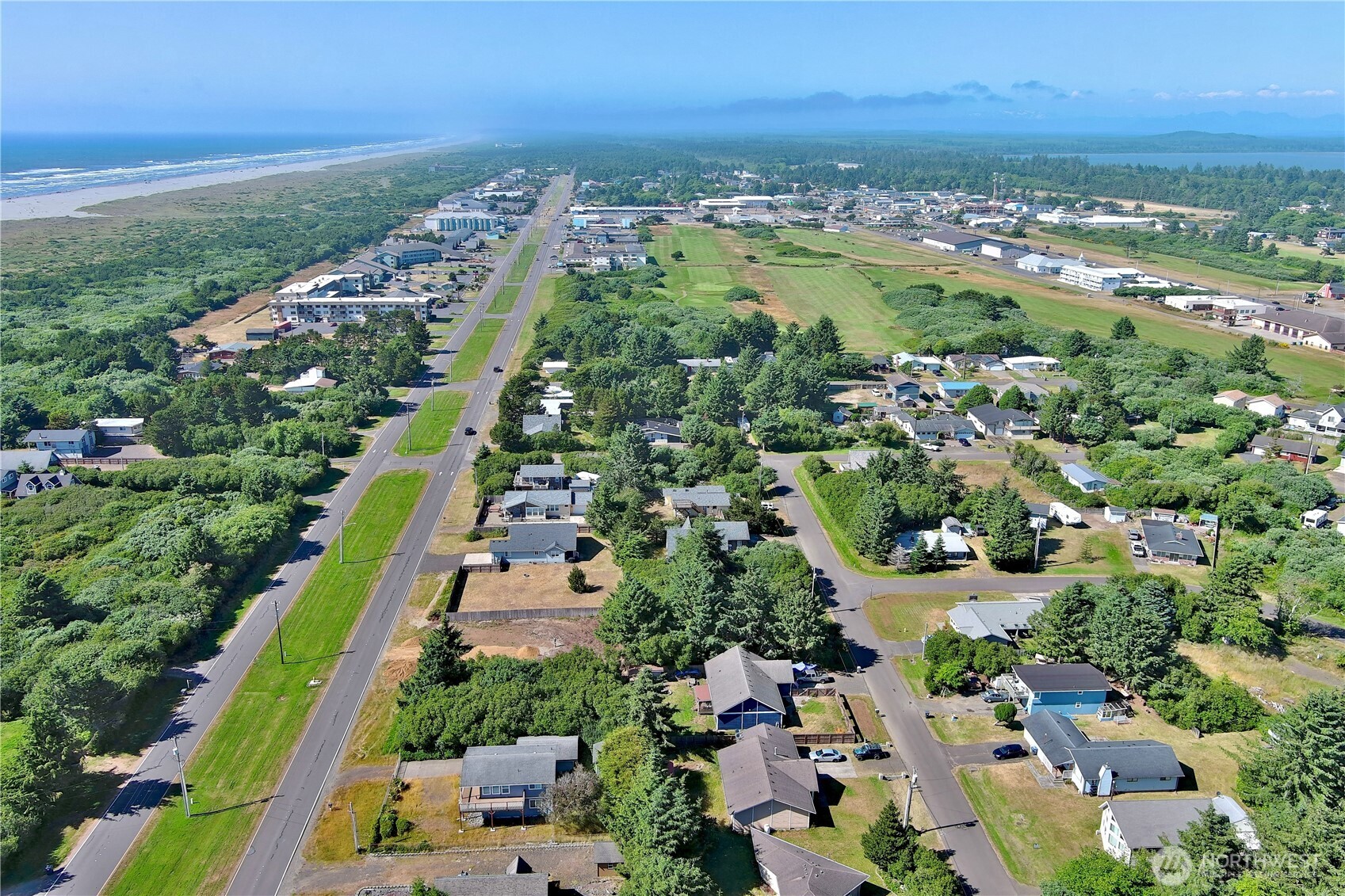 538 Ocean Shores Boulevard Property Photo 12